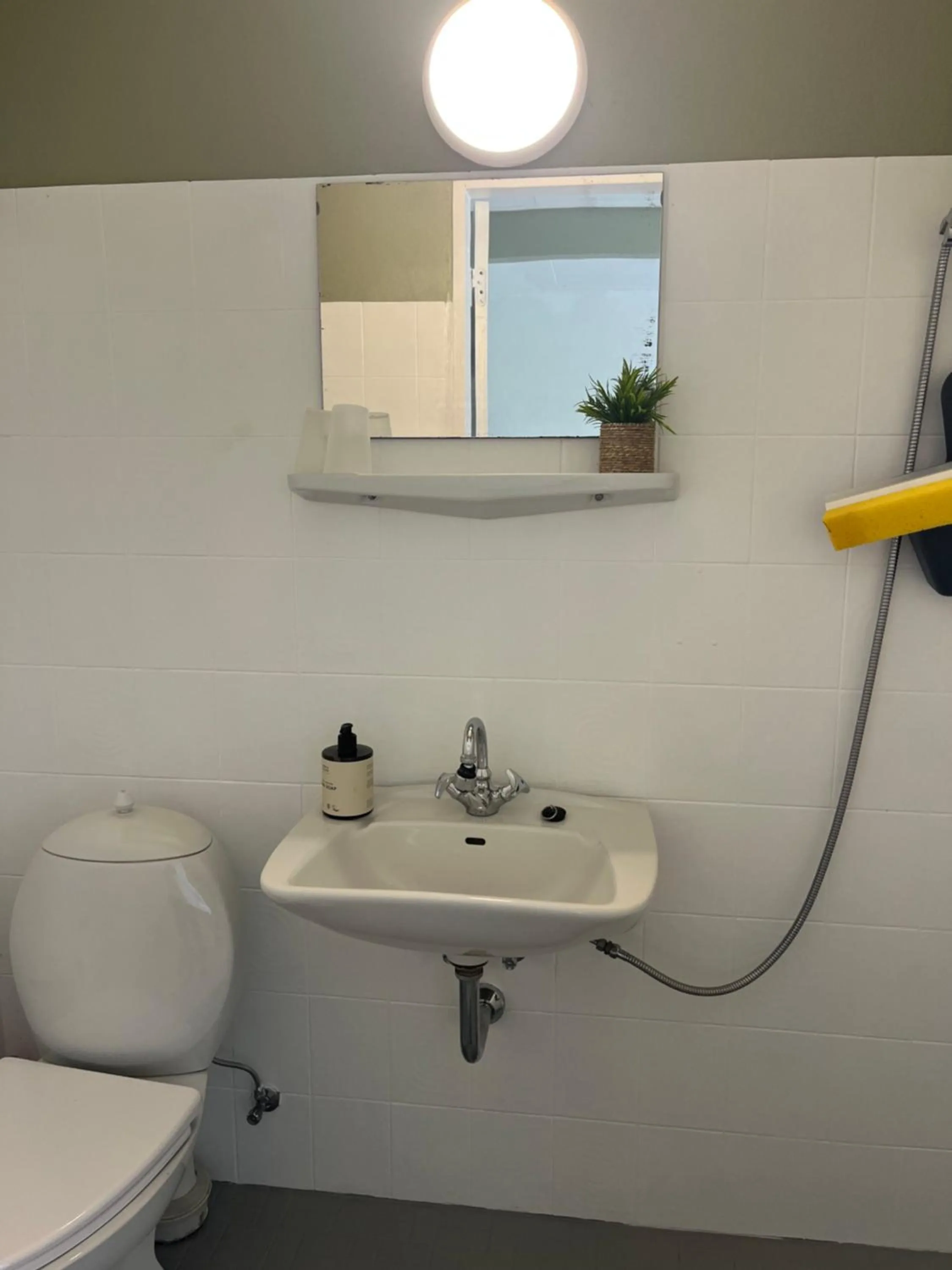 Toilet in Døstrup Landevejskro & Motel