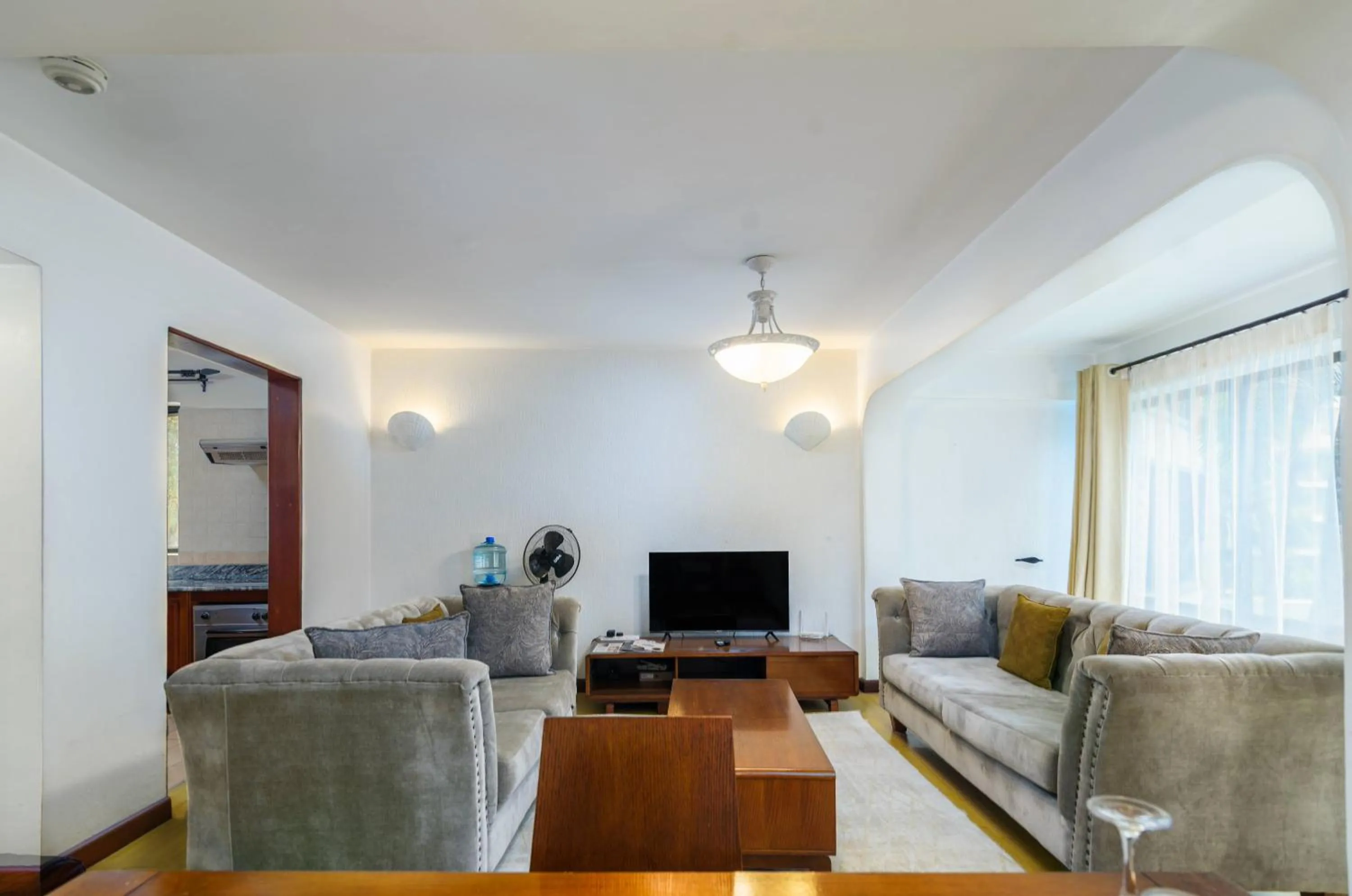 CySuites Apartment Hotel