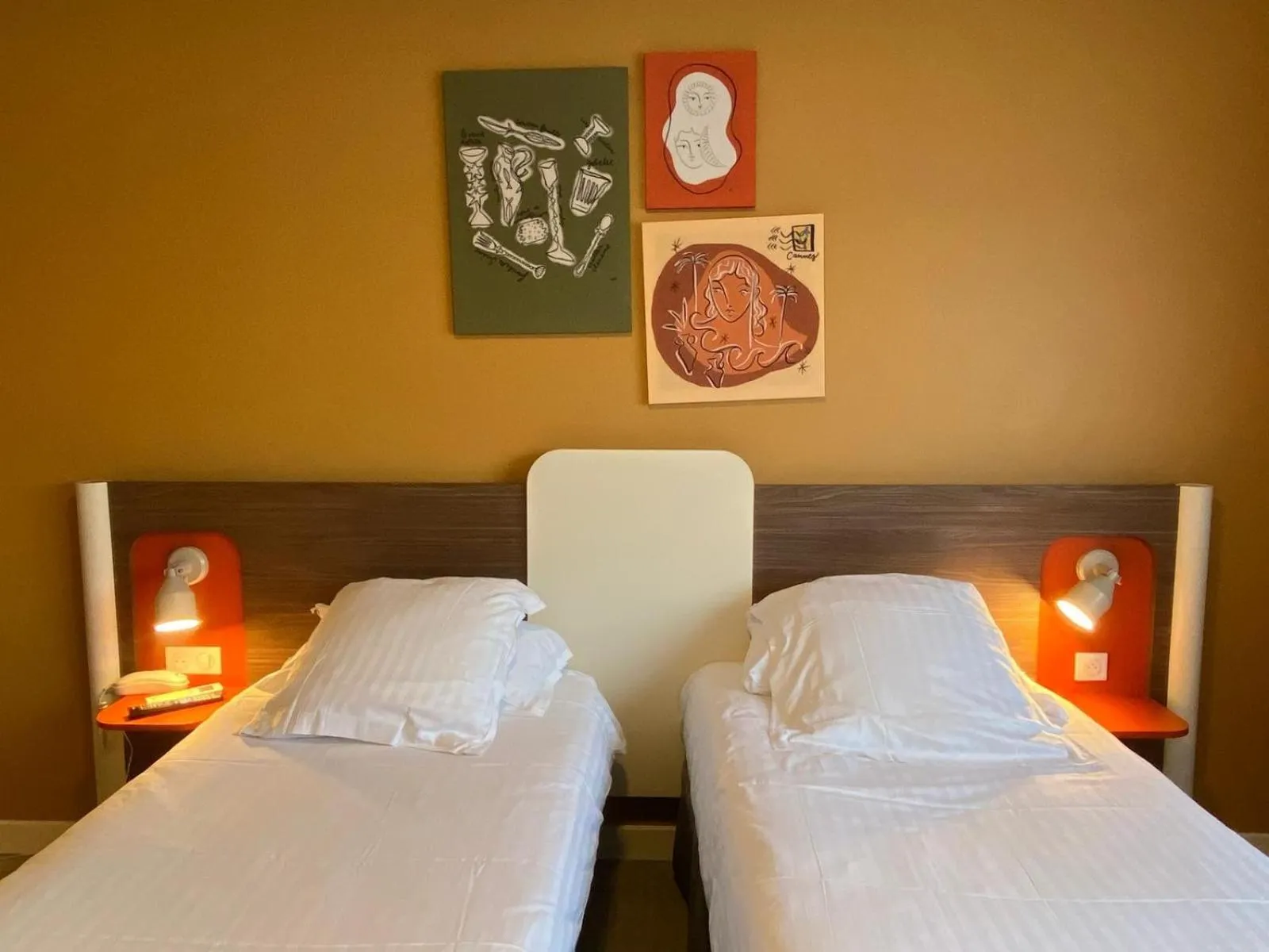 Bed in Hotel Abrial by Soniho