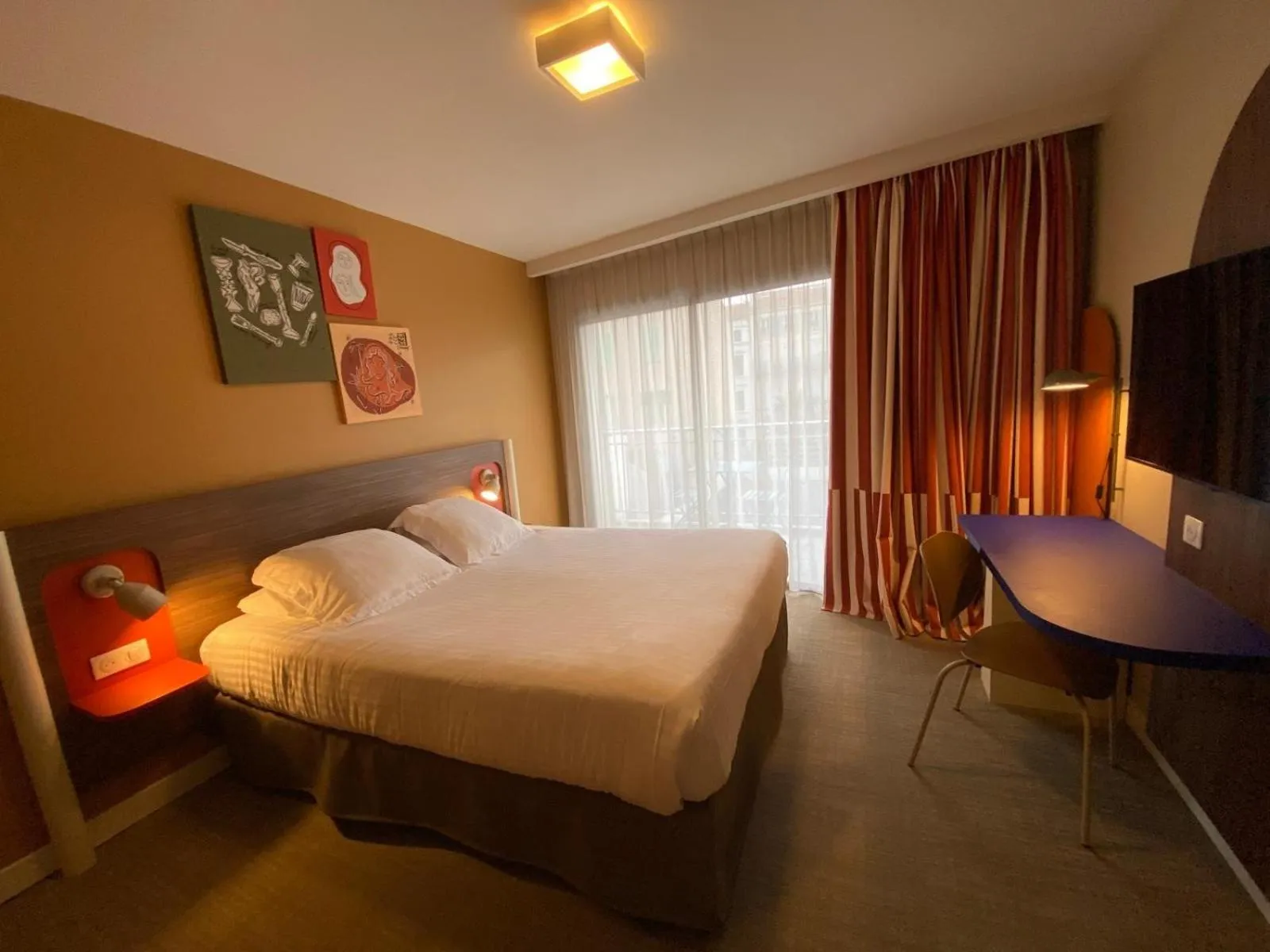 Bed in Hotel Abrial by Soniho