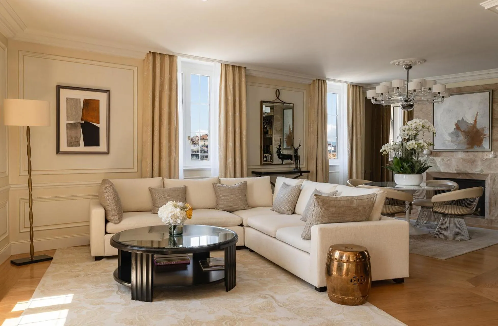 Living room in Four Seasons Hotel des Bergues Geneva