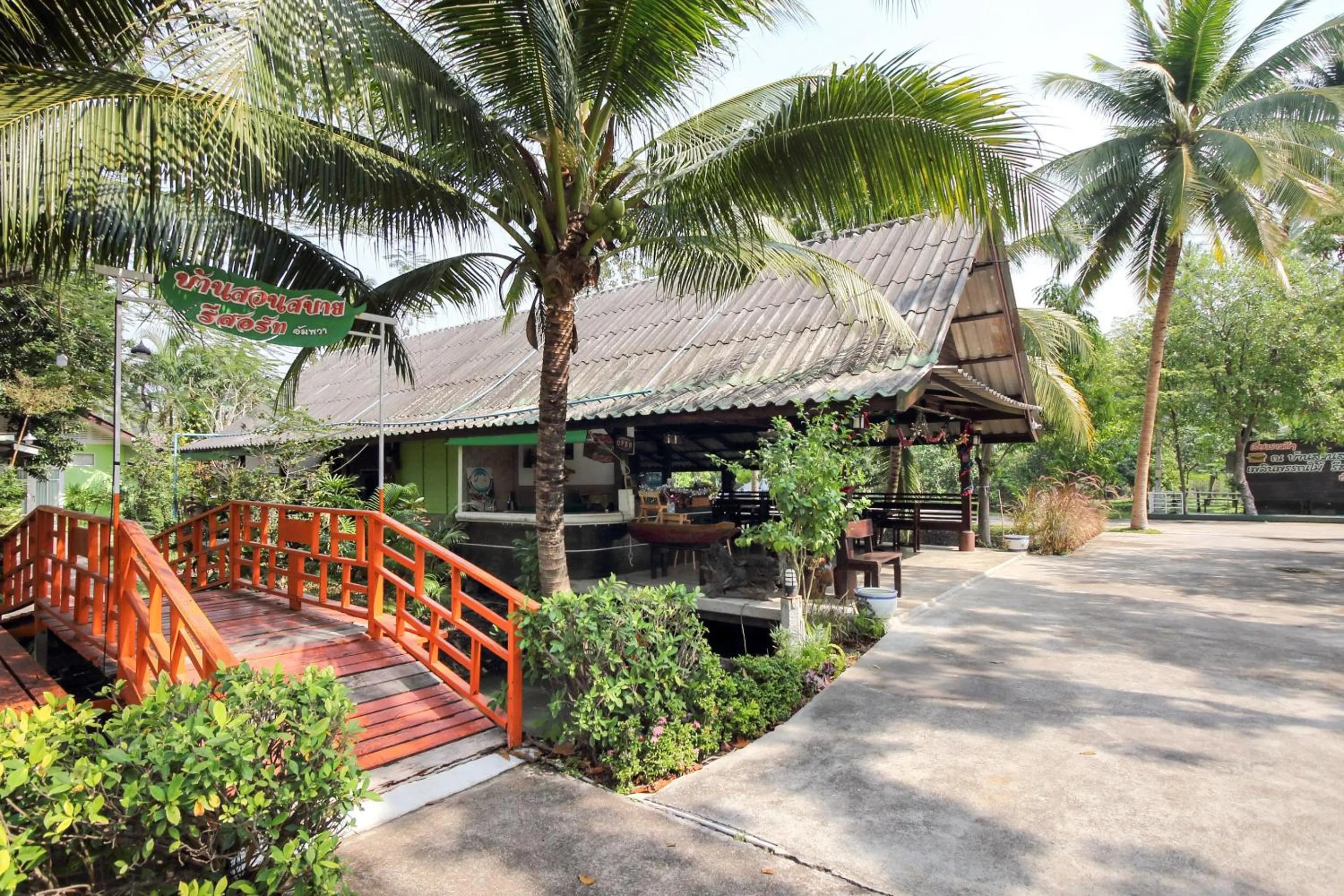 Lobby or reception in OYO 606 Baan Suansabai Pleanpanmai Resort Amphawa