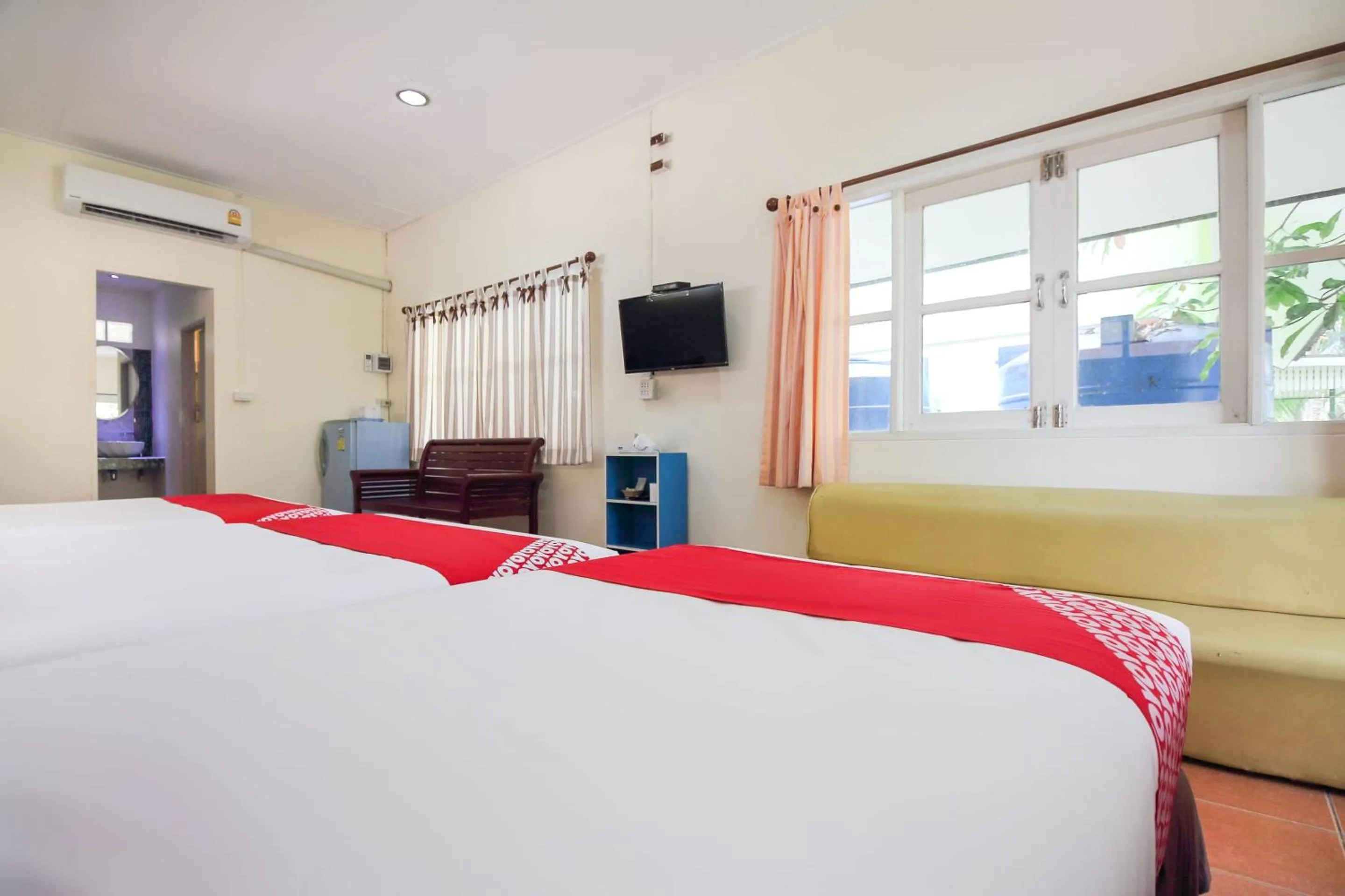 Bedroom, Bed in OYO 606 Baan Suansabai Pleanpanmai Resort Amphawa