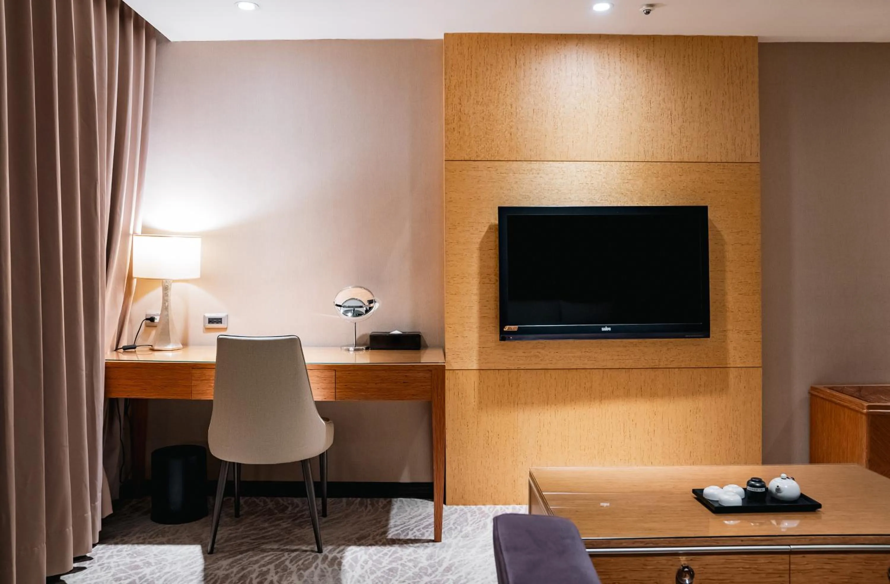 TV and multimedia in Arsma Hotel