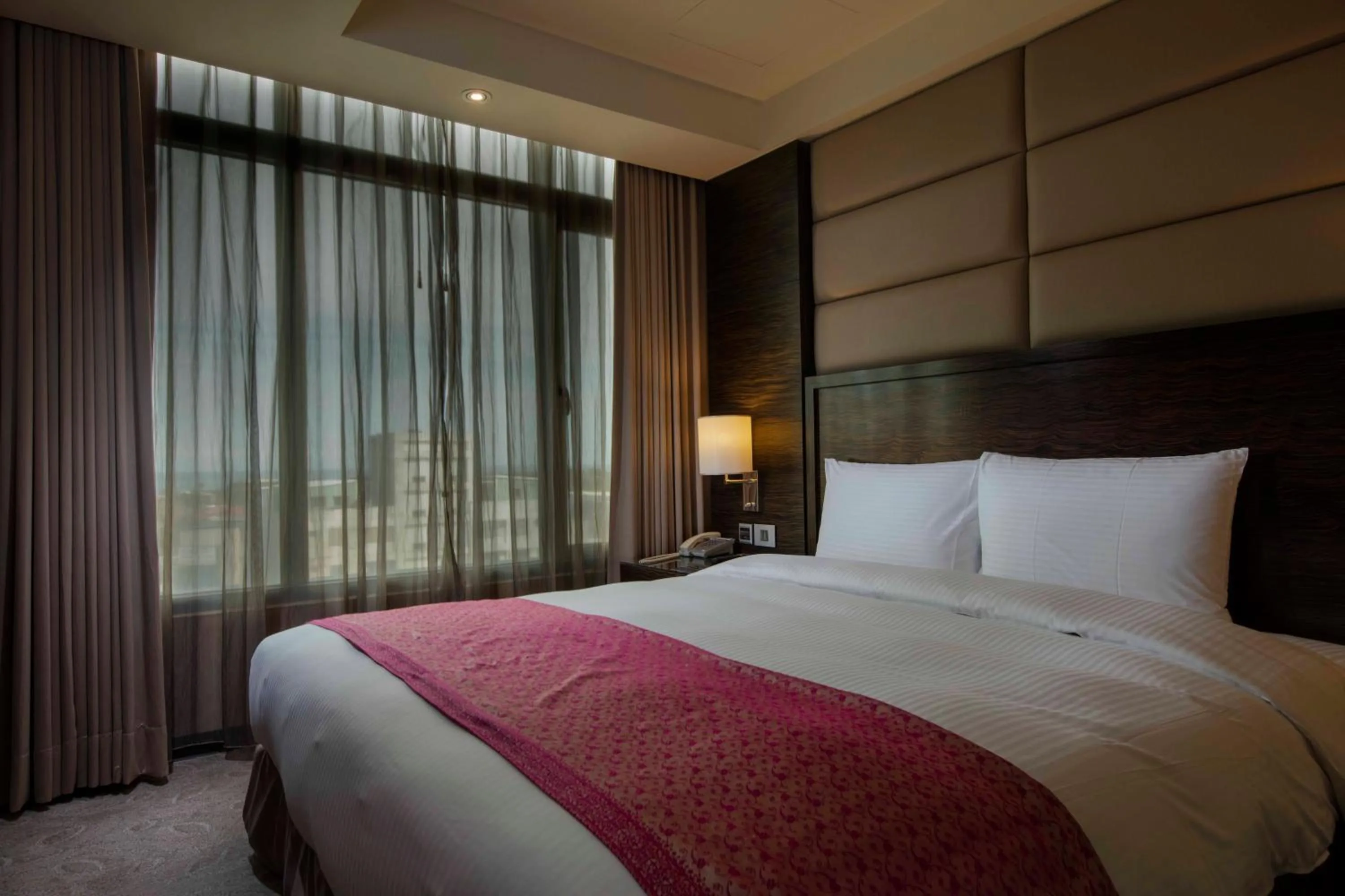 Bedroom, Bed in Arsma Hotel