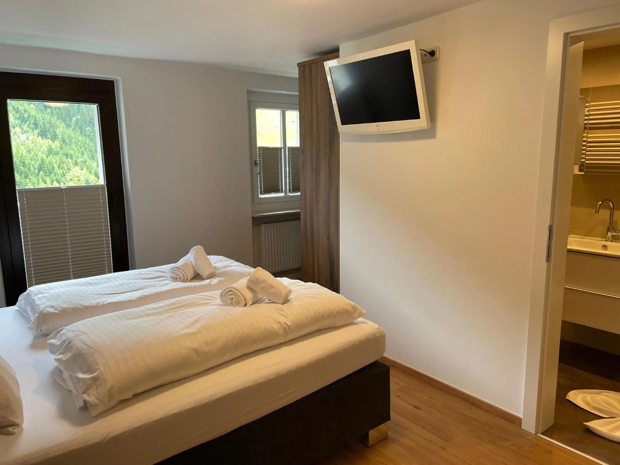 Photo of the whole room, Bed in Haus Willibald