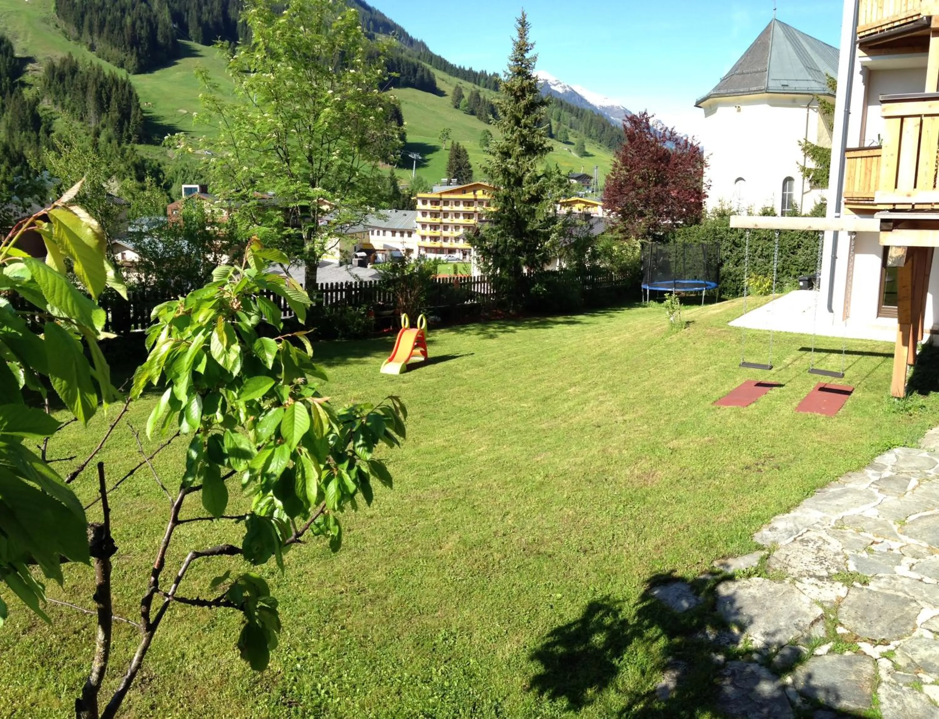 BBQ facilities in Haus Willibald