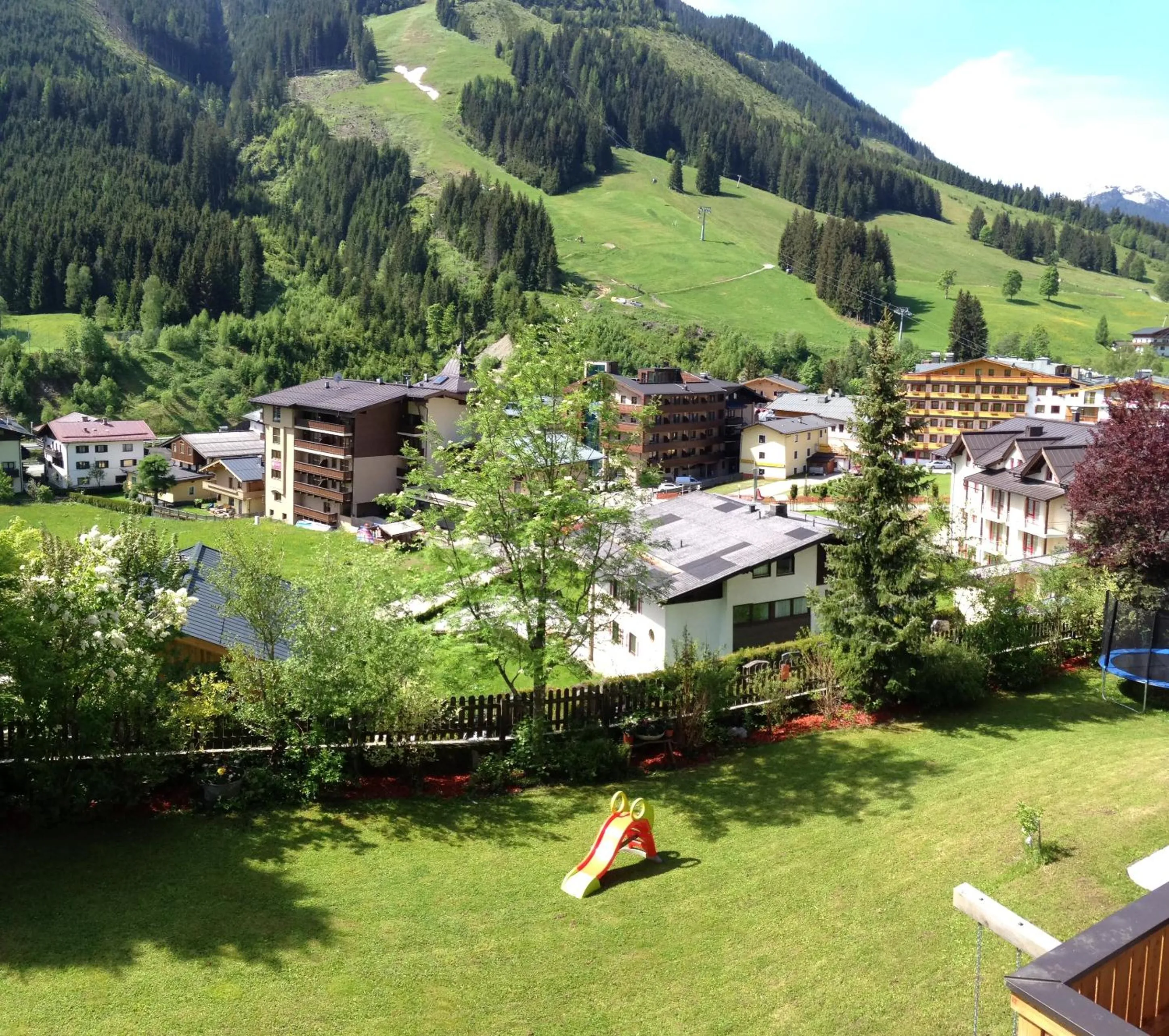 BBQ facilities in Haus Willibald