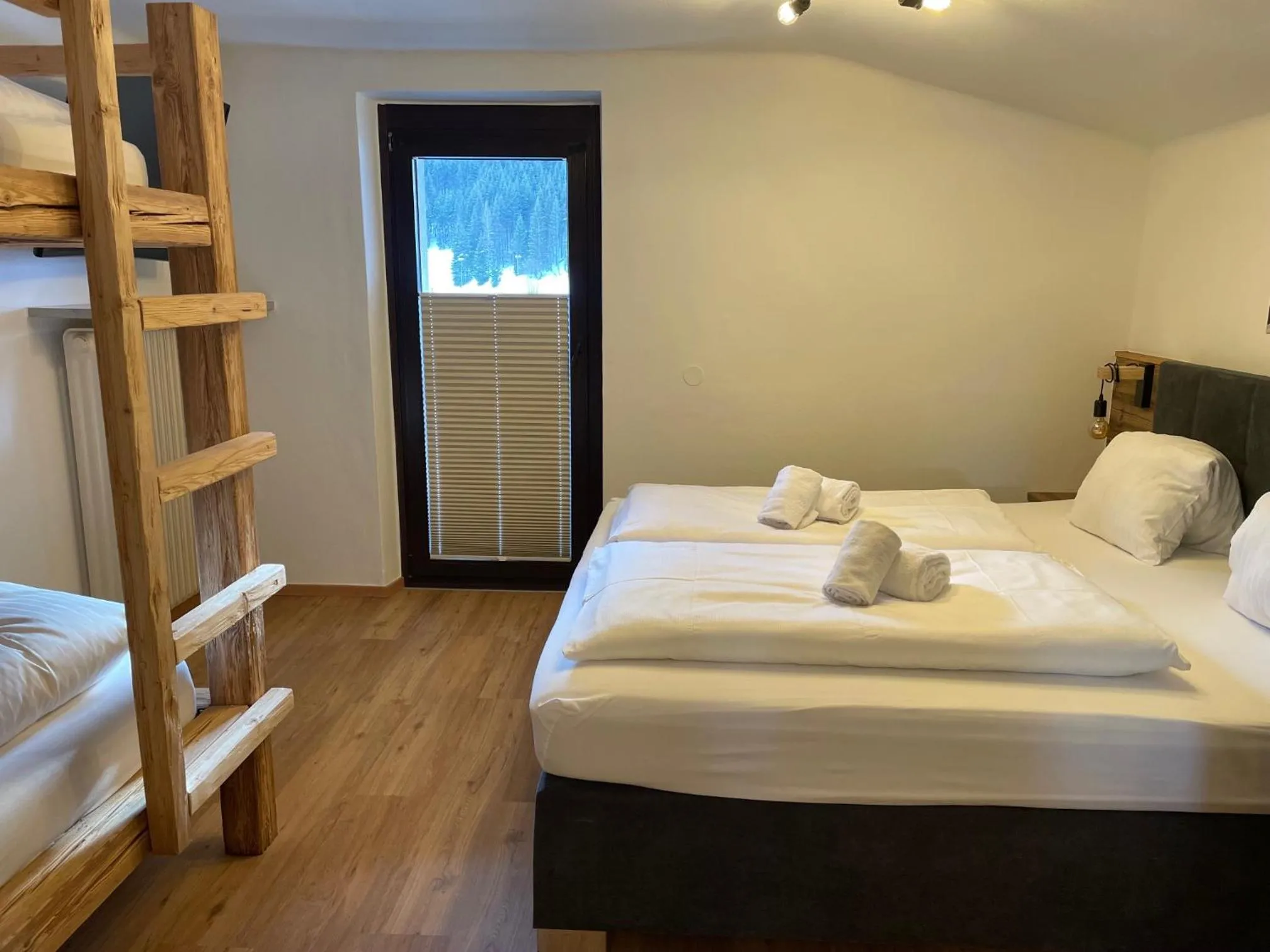 Photo of the whole room, Bed in Haus Willibald