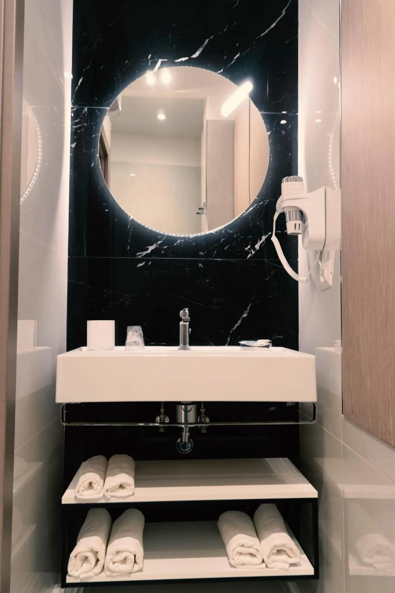 B&B-Holiday Home DAMA