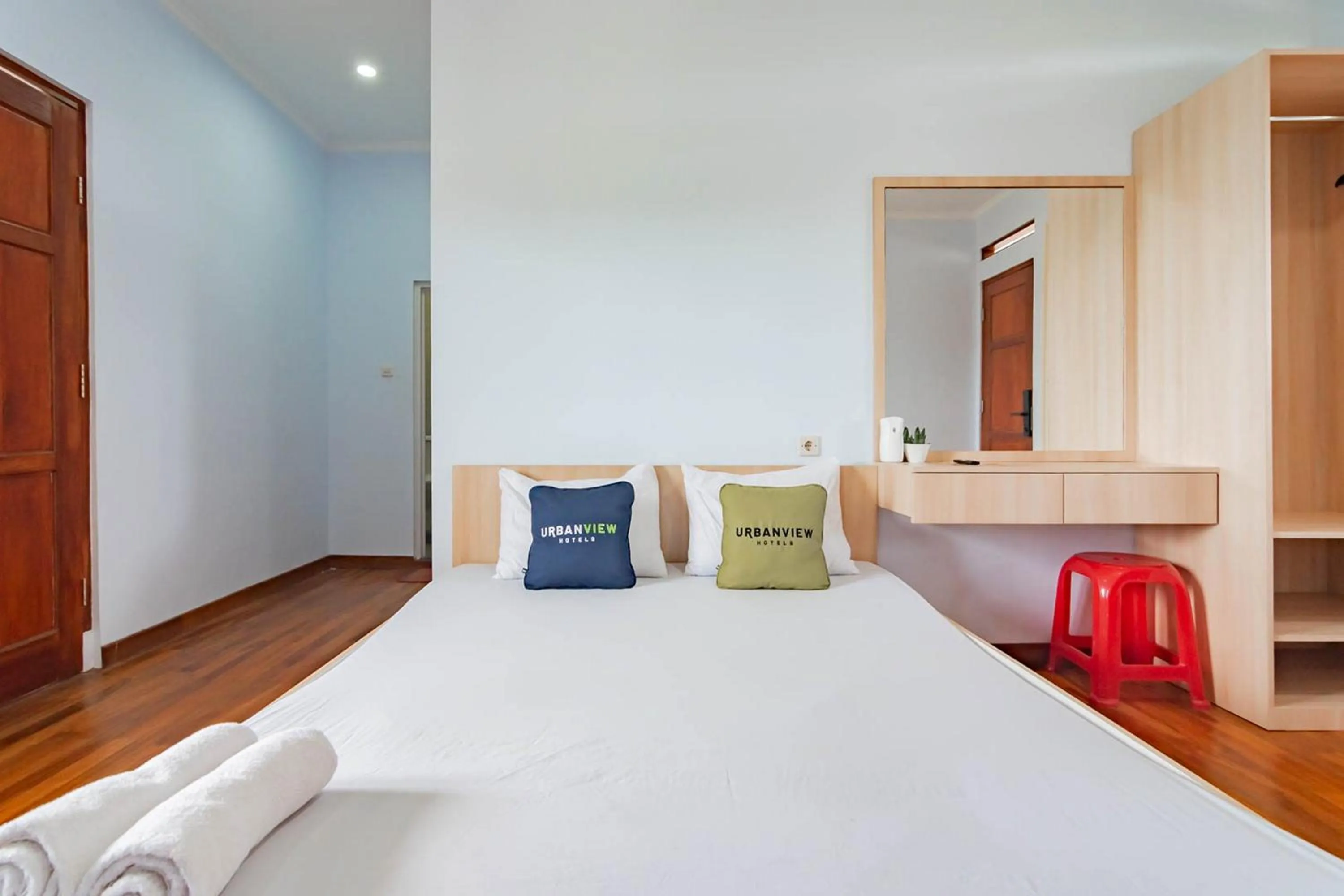 Bedroom, Bed in Urbanview Hotel One Family Maribaya by RedDoorz
