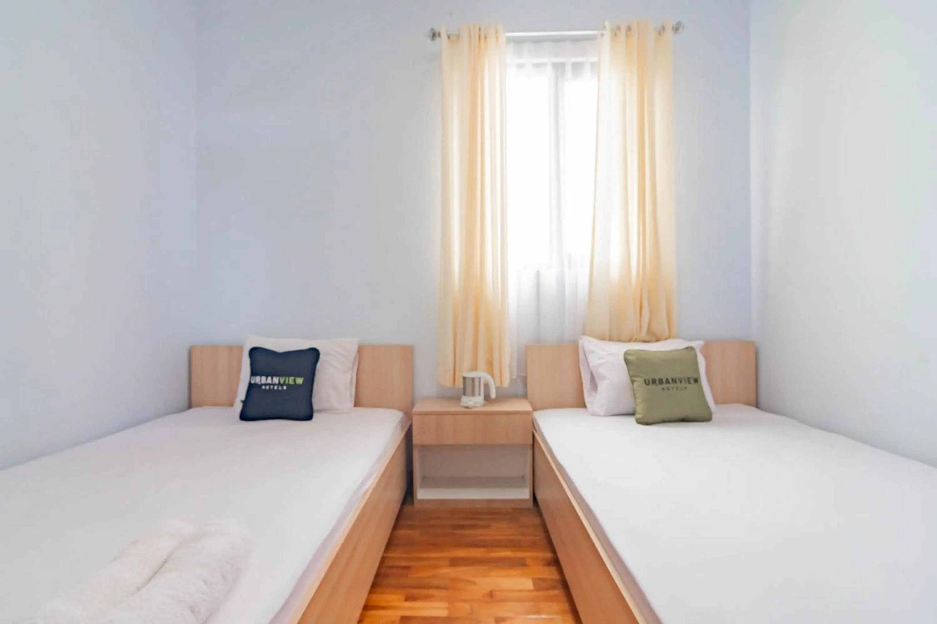 Bedroom, Bed in Urbanview Hotel One Family Maribaya by RedDoorz