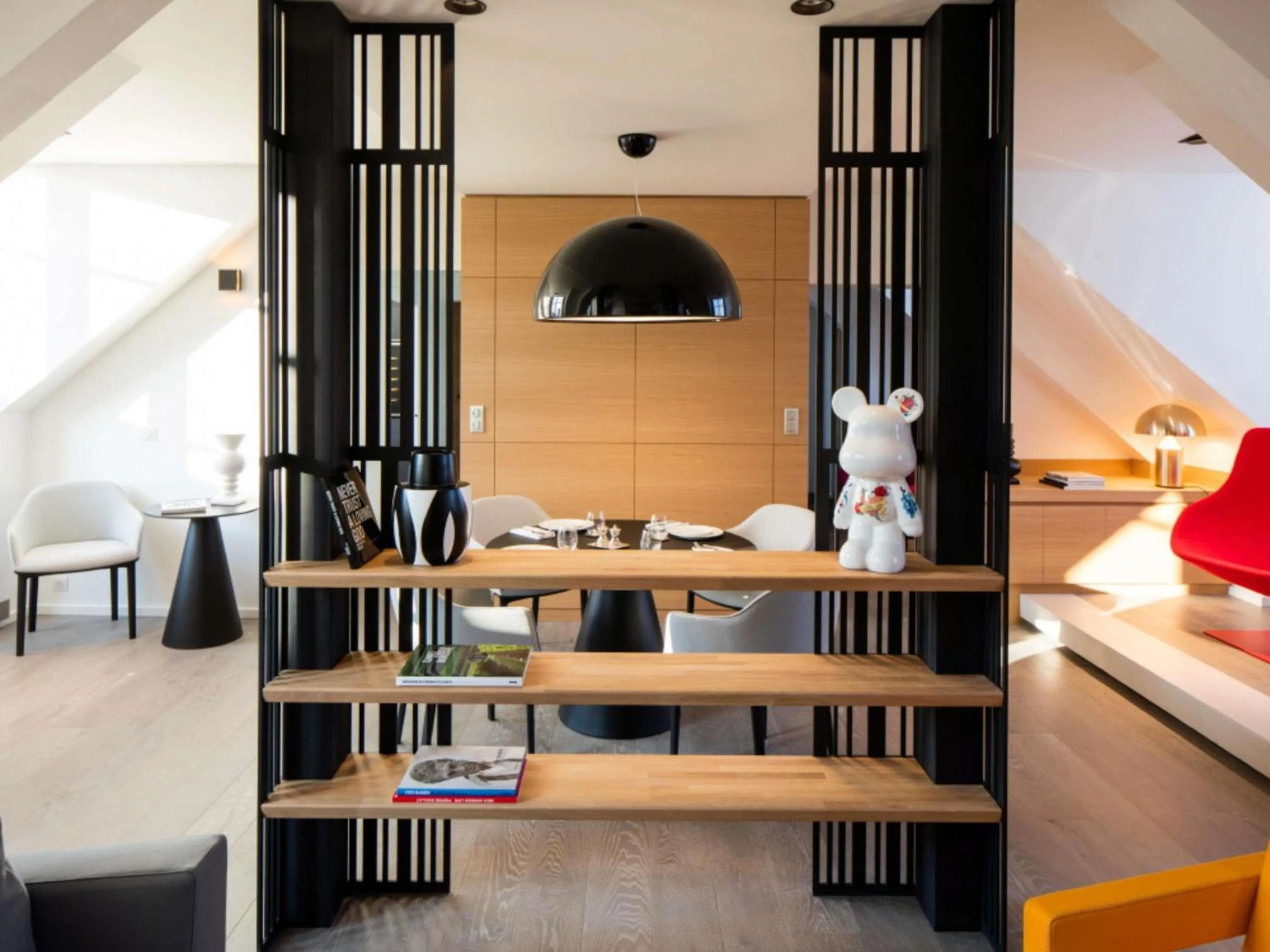 Bedroom, Bed in Grand Hôtel La Cloche Dijon - MGallery Collection