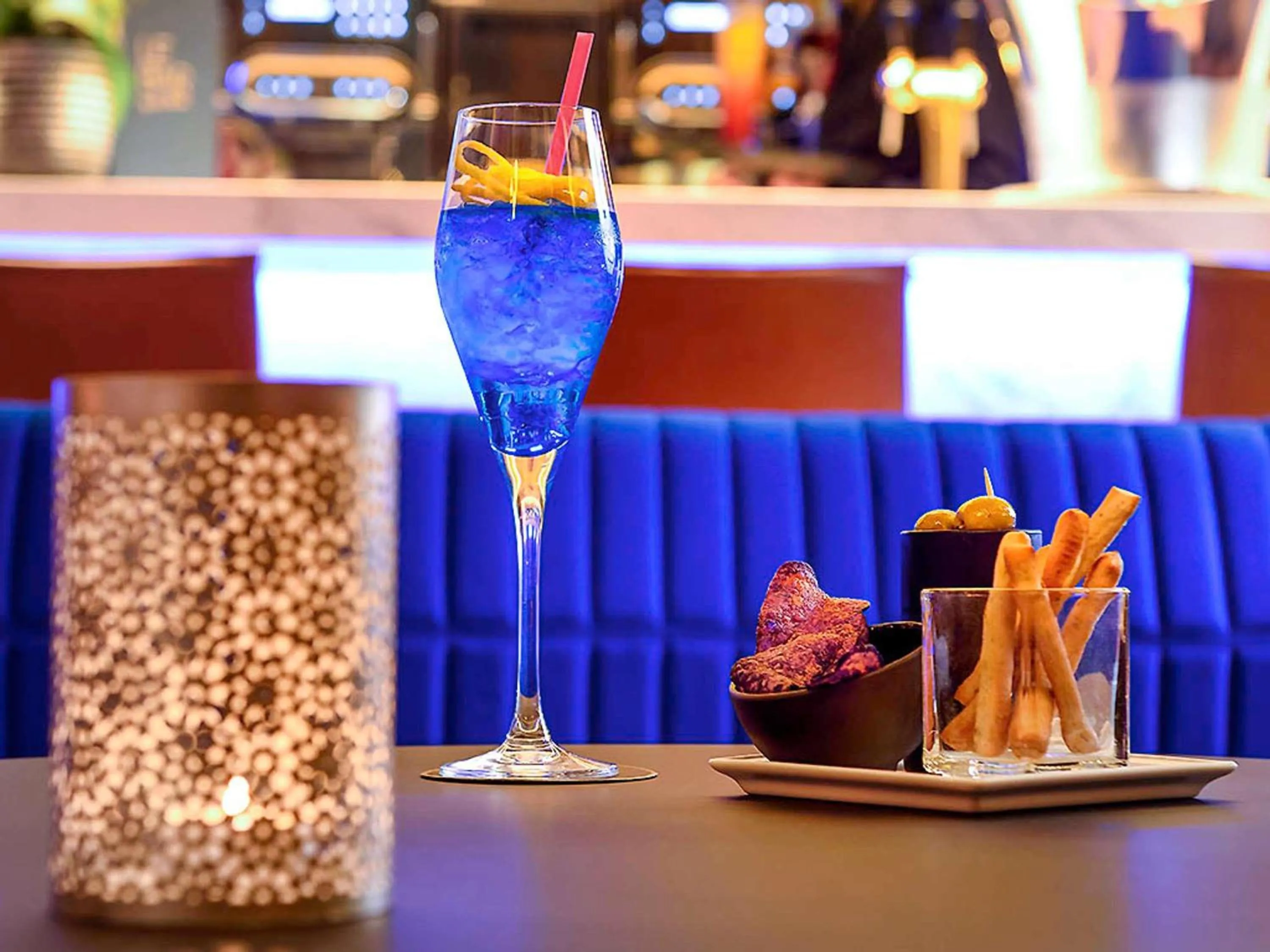 Lounge or bar in Grand Hôtel La Cloche Dijon - MGallery Collection