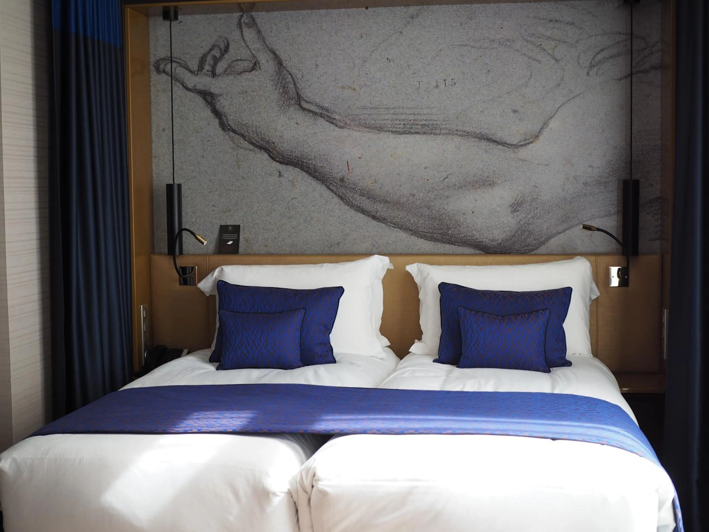 Bed in Grand Hôtel La Cloche Dijon - MGallery Collection