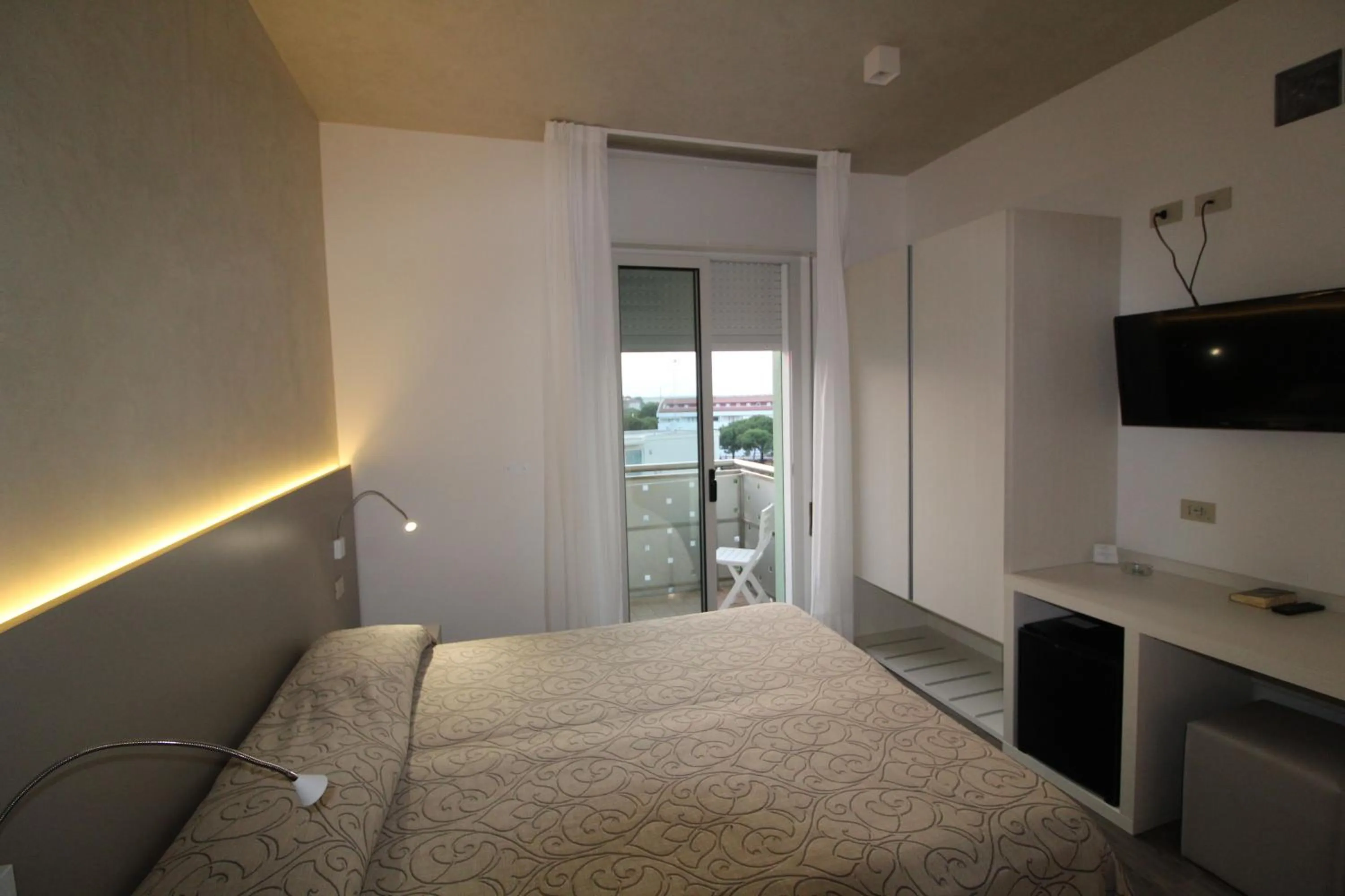 Bed in Hotel Montecarlo 3 Stelle Superior