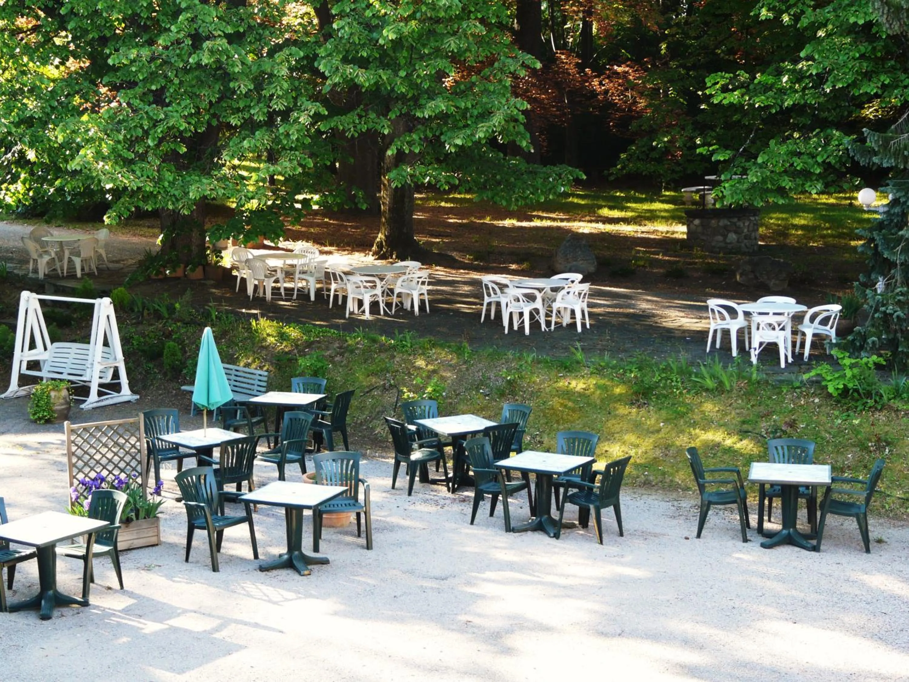 Garden in Hotel Le Mas Fleuri