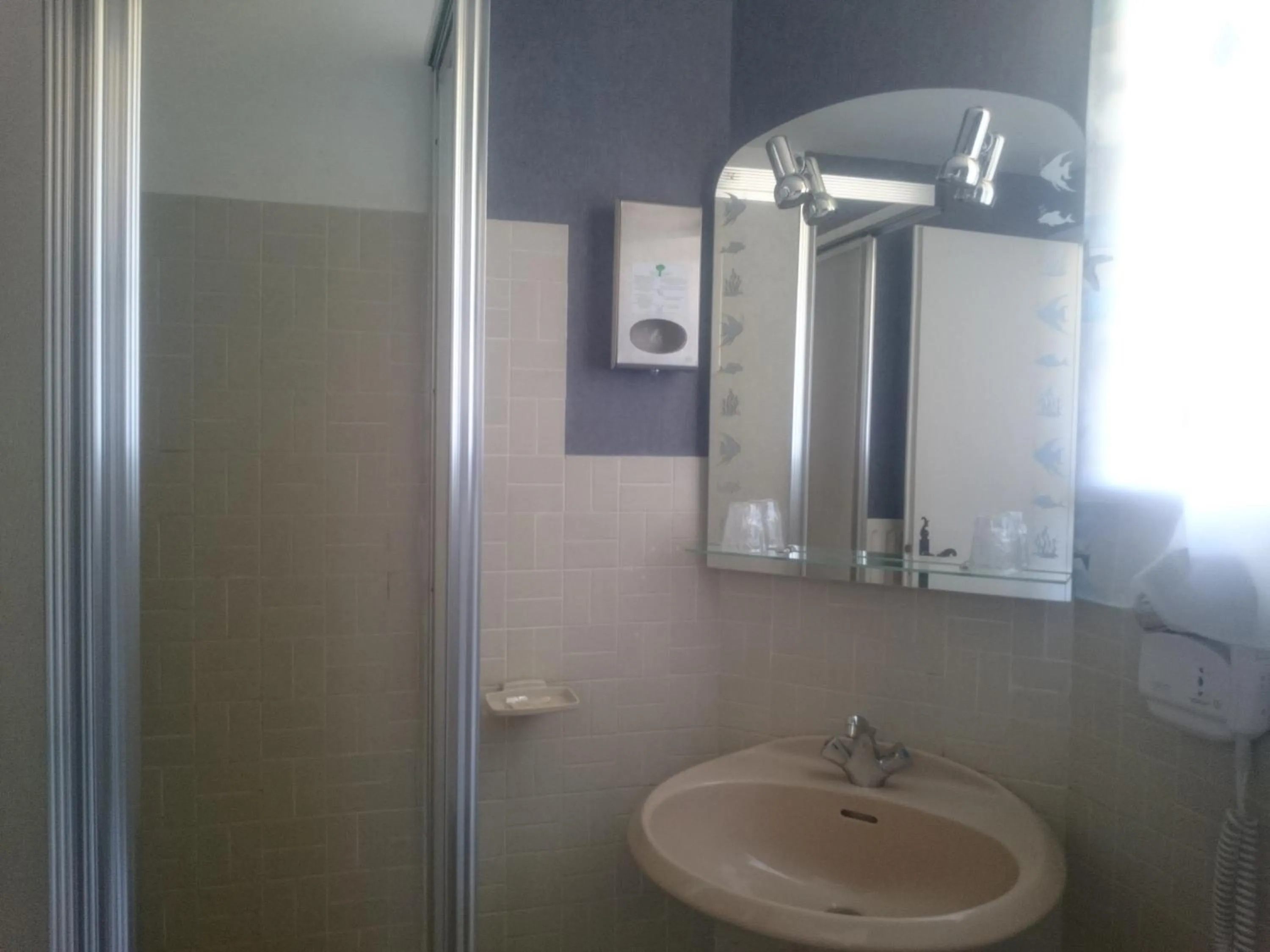 Bathroom in Hotel Le Mas Fleuri