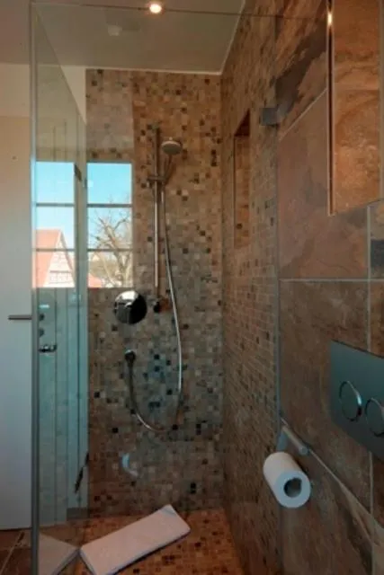 Shower in Krone Langenburg