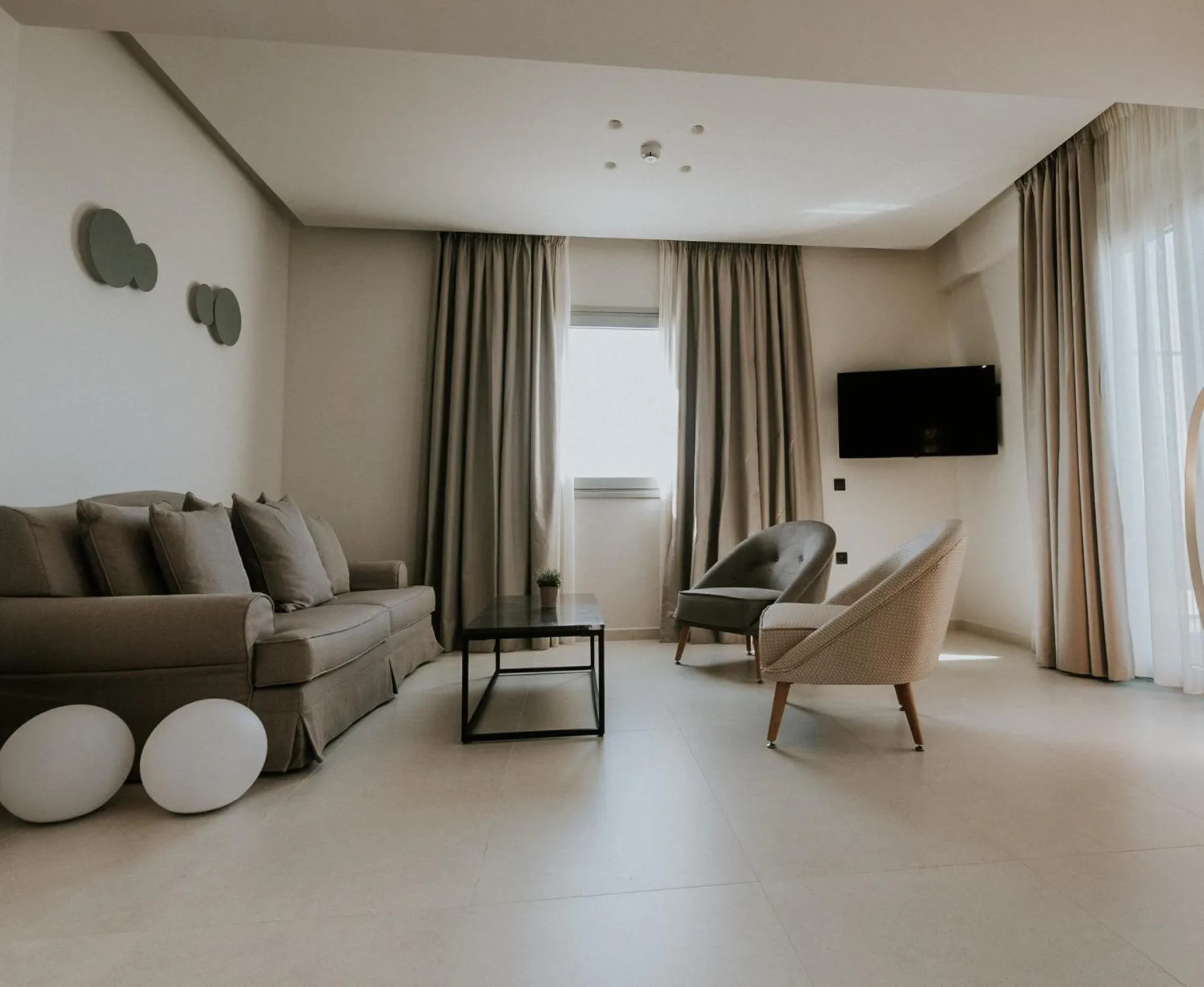 TV and multimedia in Pefkaki Boutique Hotel Loutraki