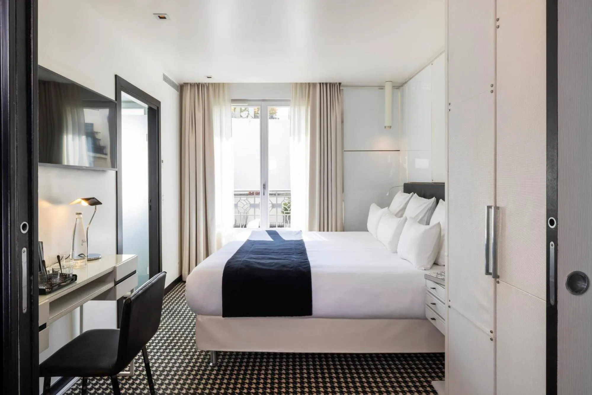 Bedroom, Bed in Hôtel Félicien & Spa