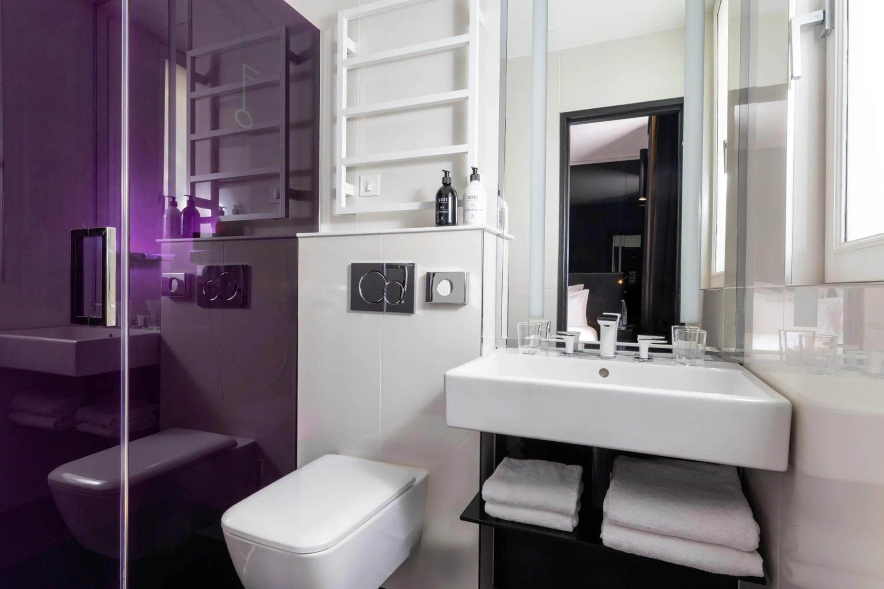 Bathroom in Hôtel Félicien & Spa