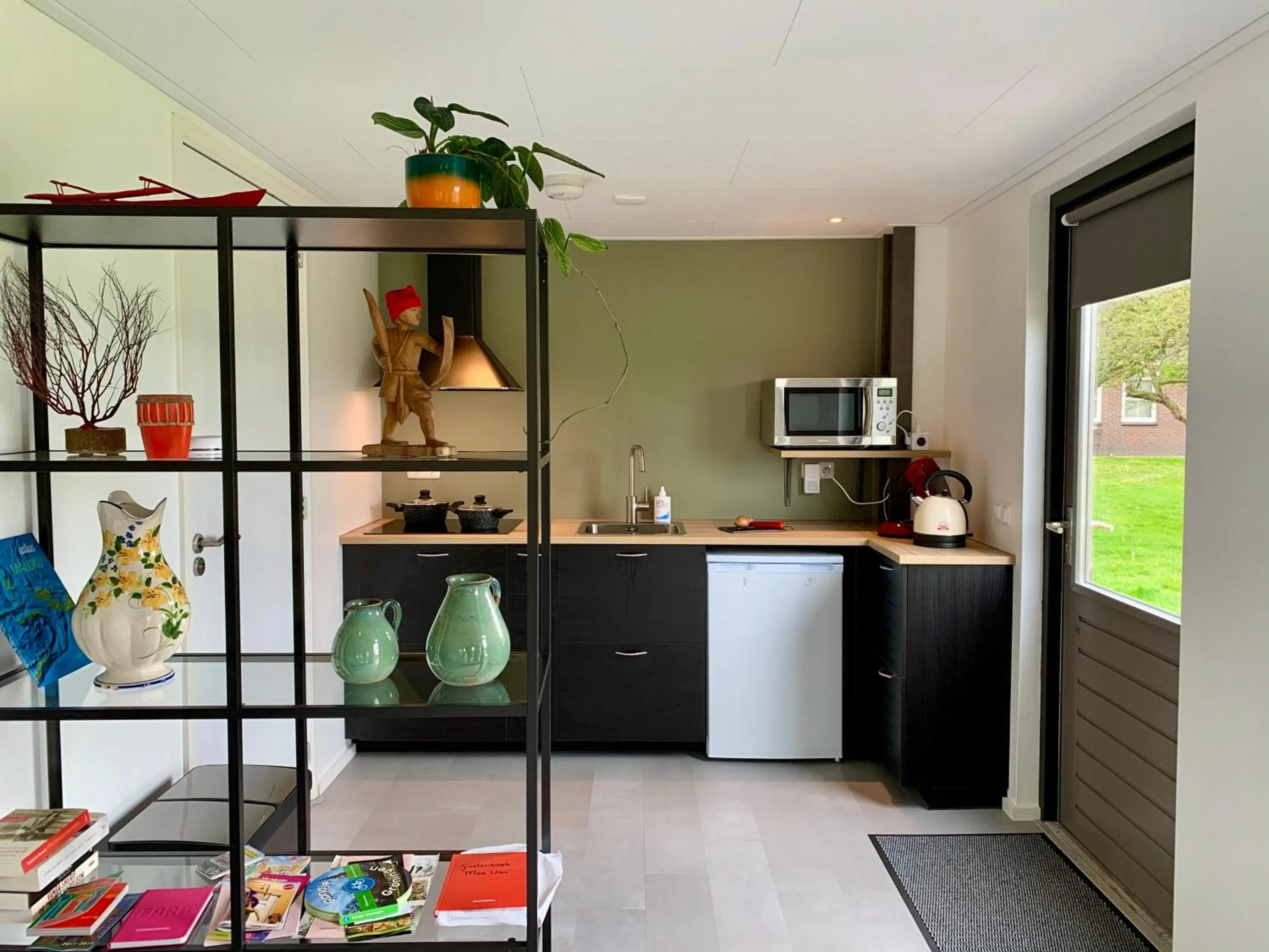 Kitchen or kitchenette in Mae Usu