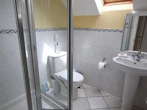 Bathroom in Sunset Bed and Breakfast