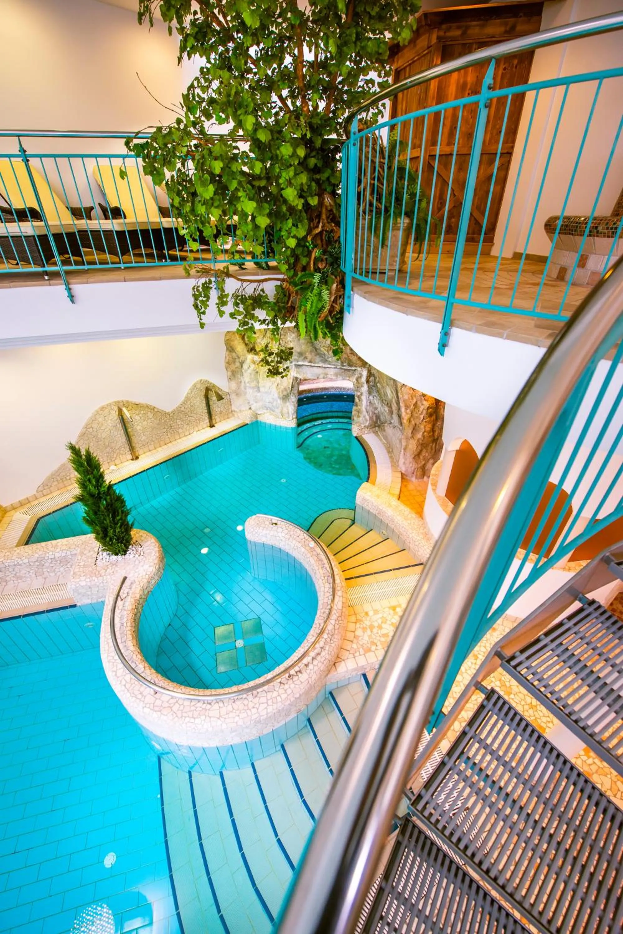 Swimming pool in Oberwirt Weisses Kreuz