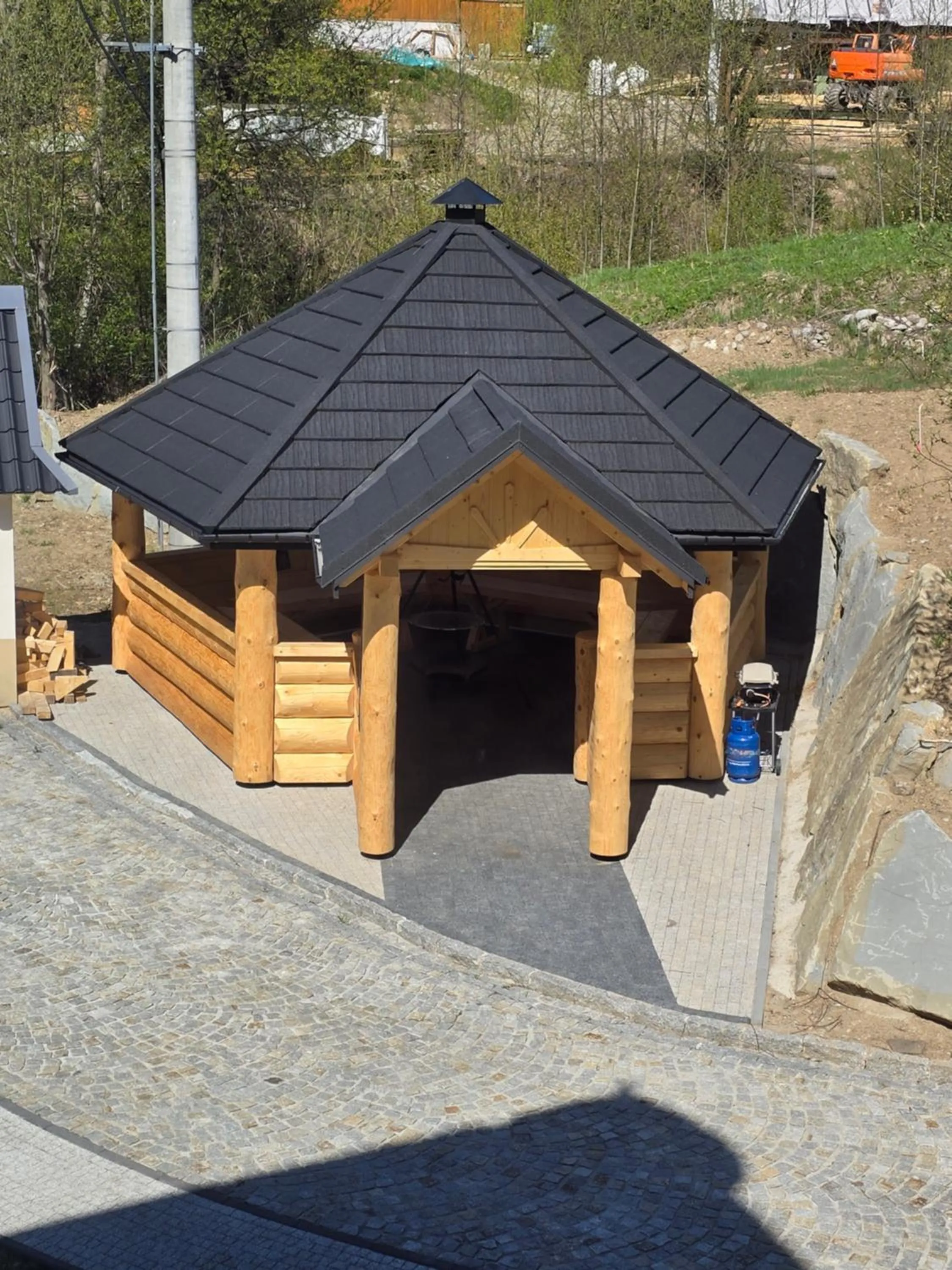 BBQ facilities in Royal Hill Residence