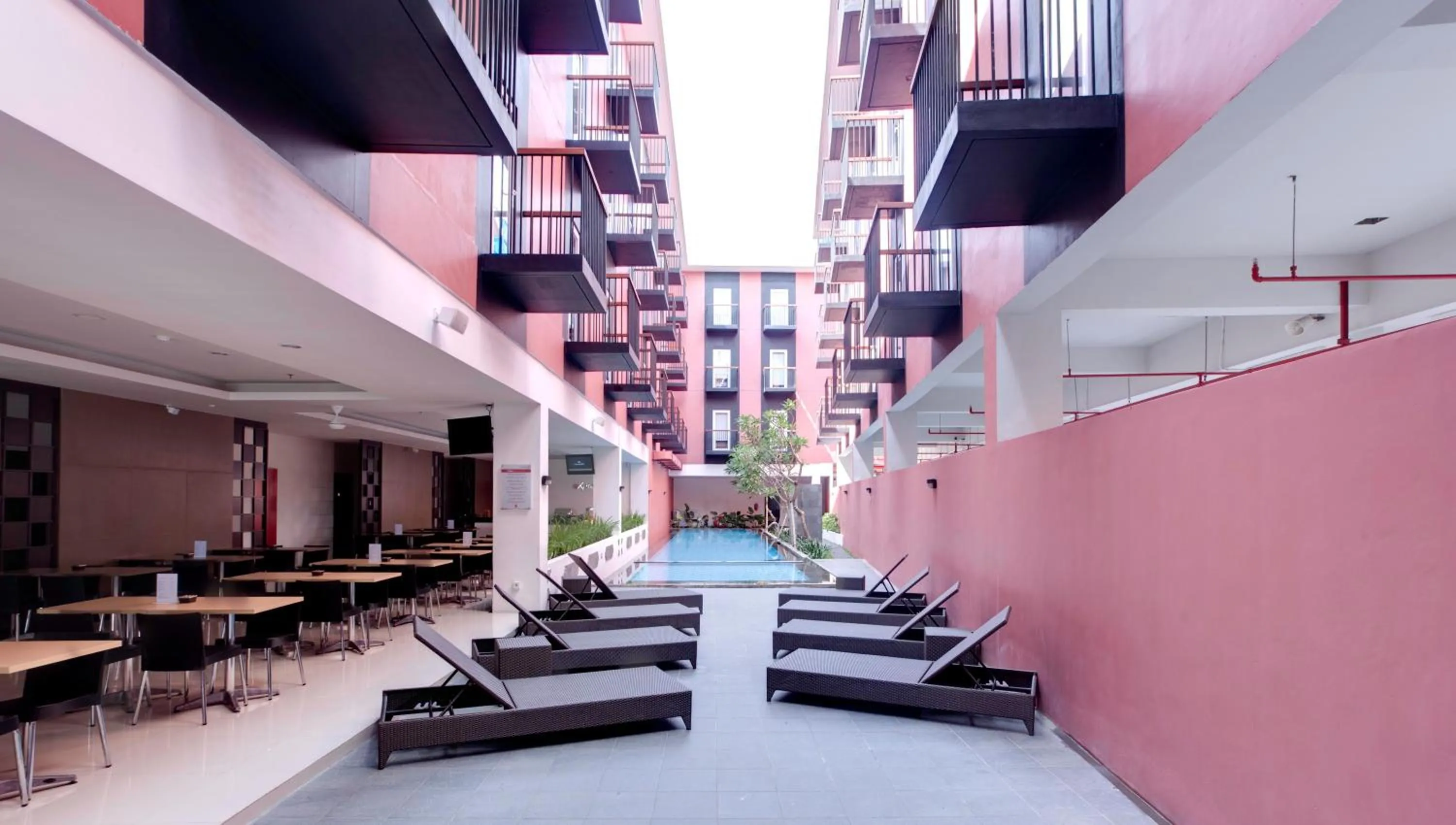 Restaurant/places to eat in Amaris Hotel Pratama Nusa Dua