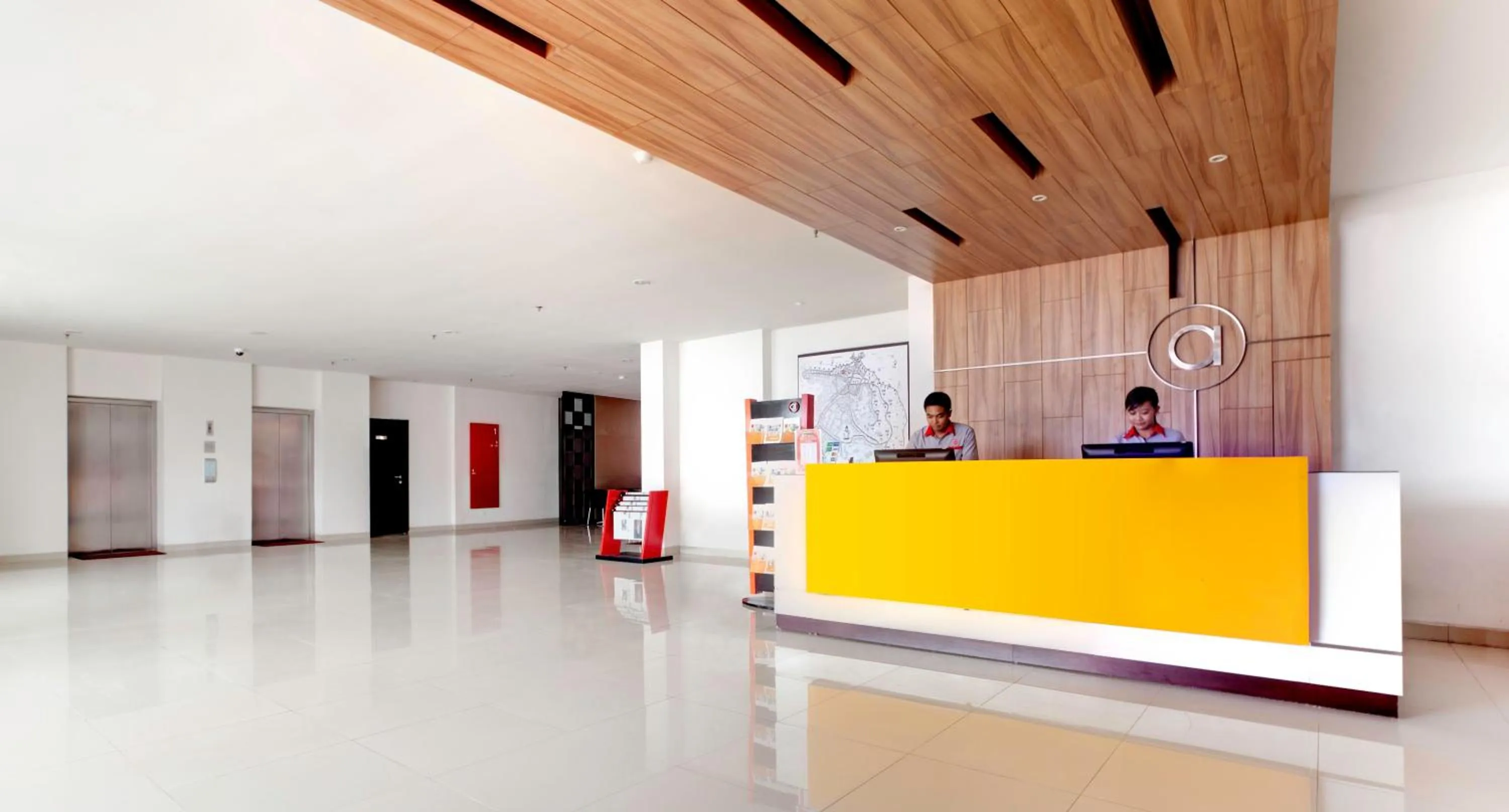 Lobby or reception in Amaris Hotel Pratama Nusa Dua