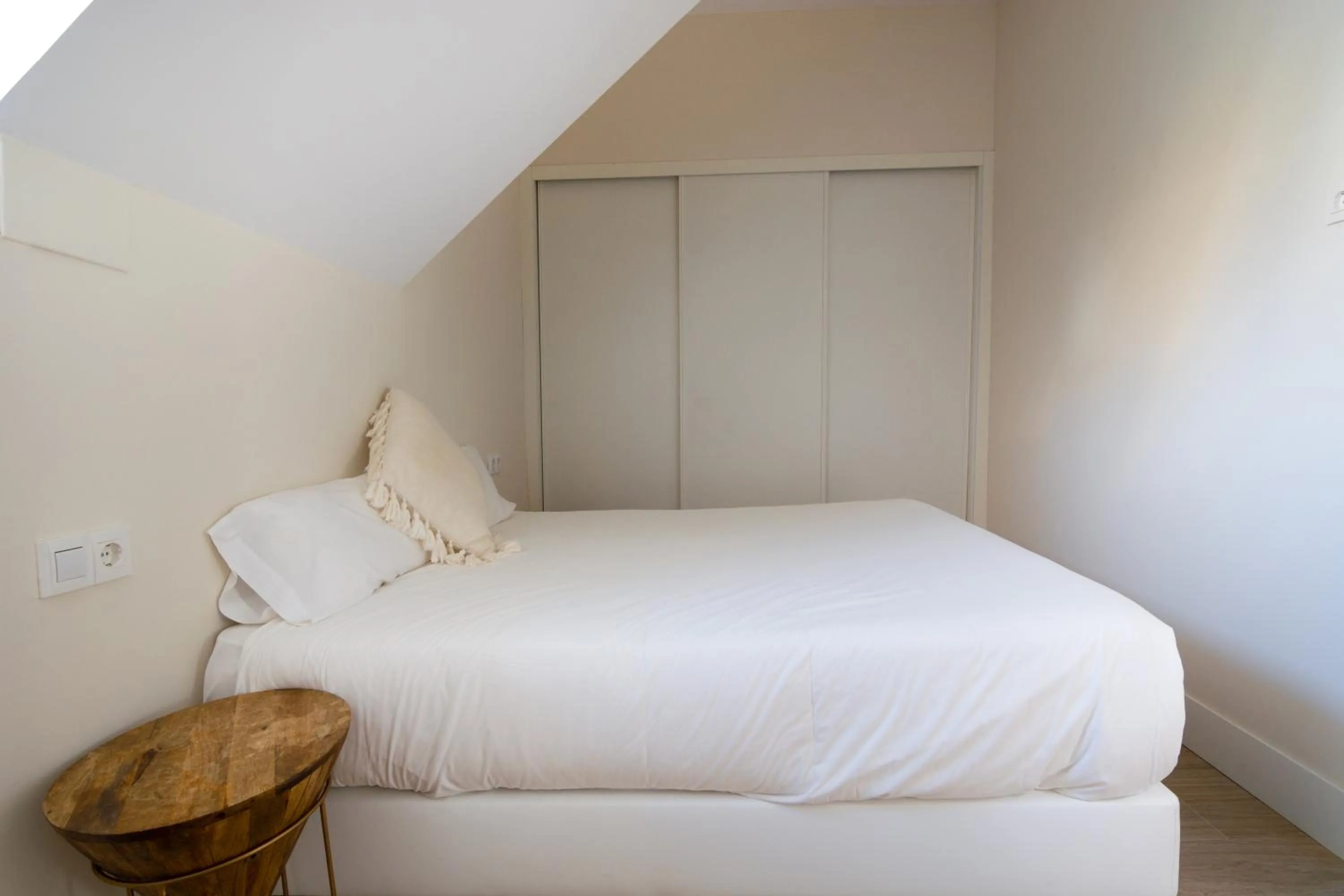 Bed in Apartamentos Magna Sevilla