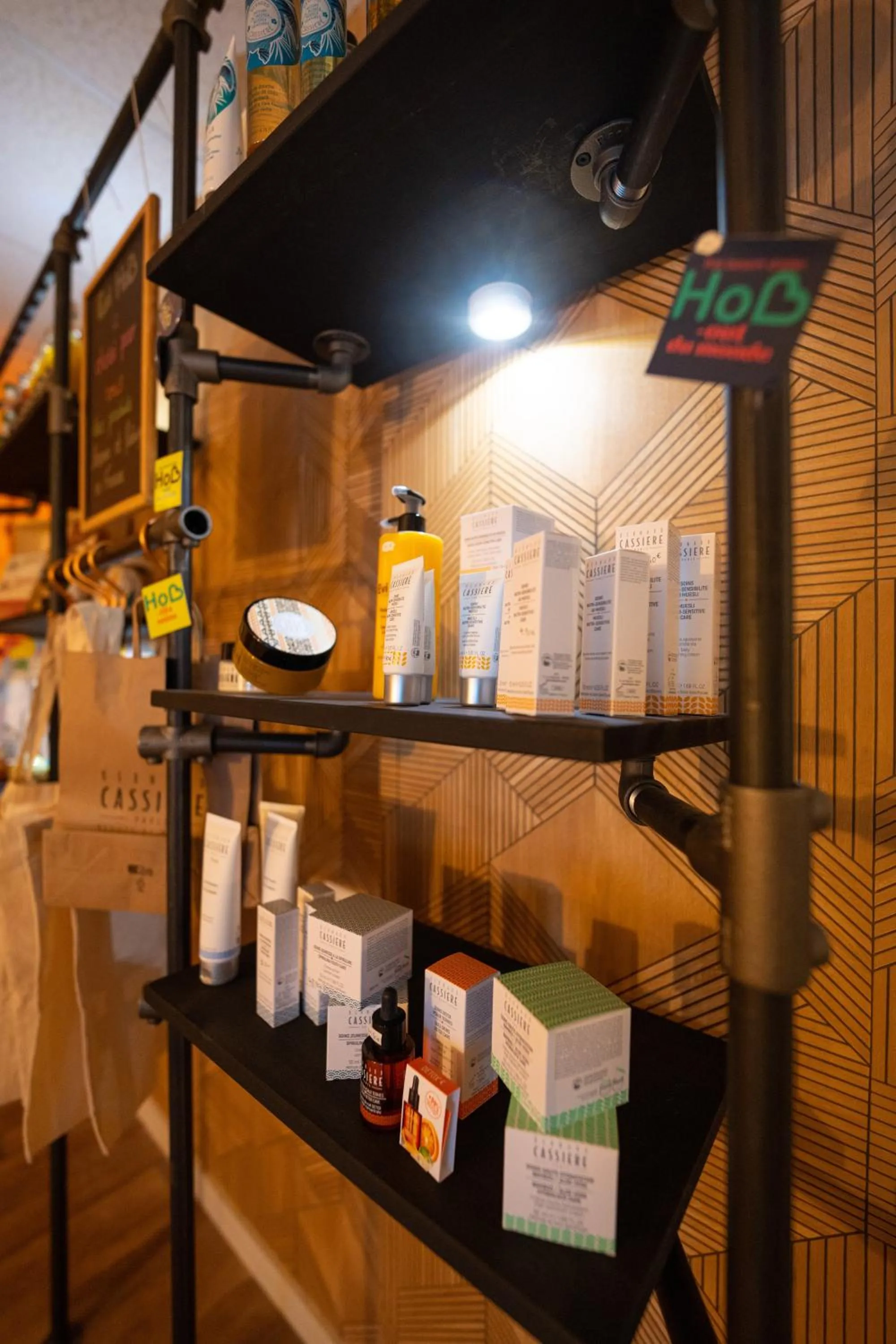 On-site shops in Hob Fort du Pré