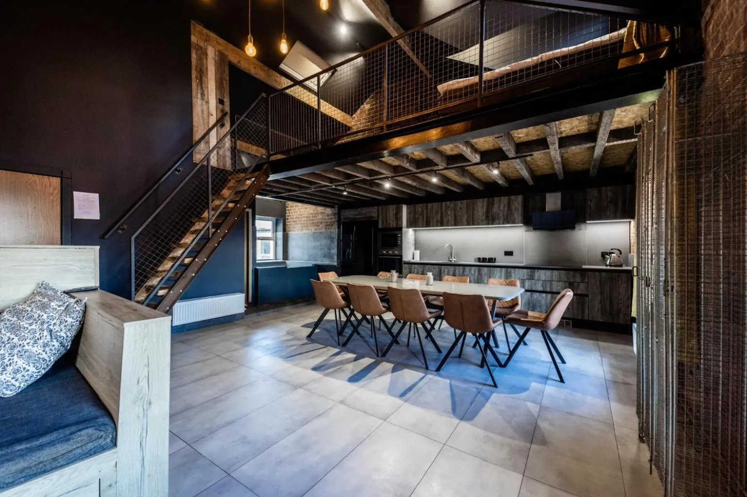 Kitchen or kitchenette in The Loft Sasco Apartments