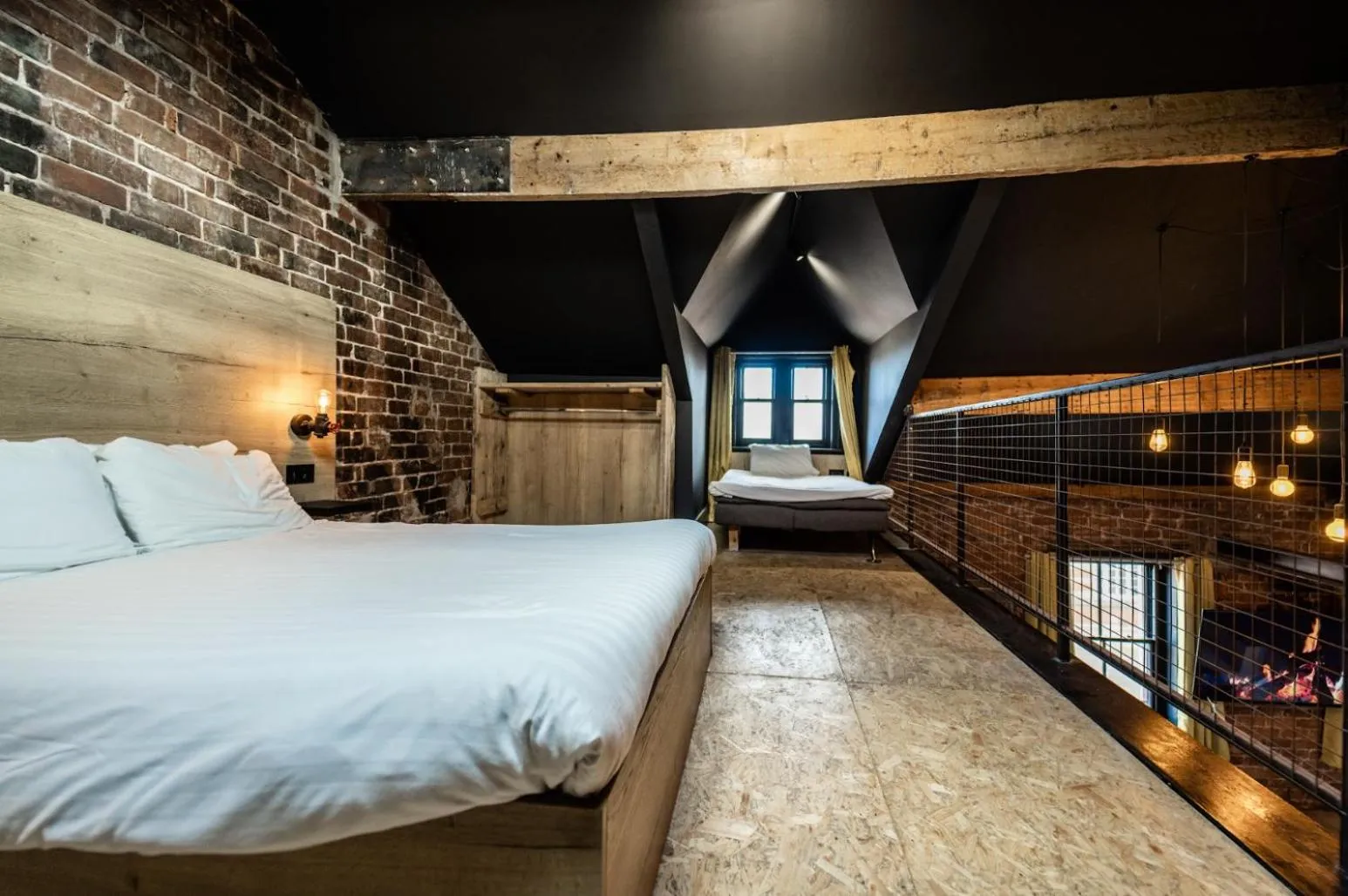 Bedroom, Bed in The Loft Sasco Apartments