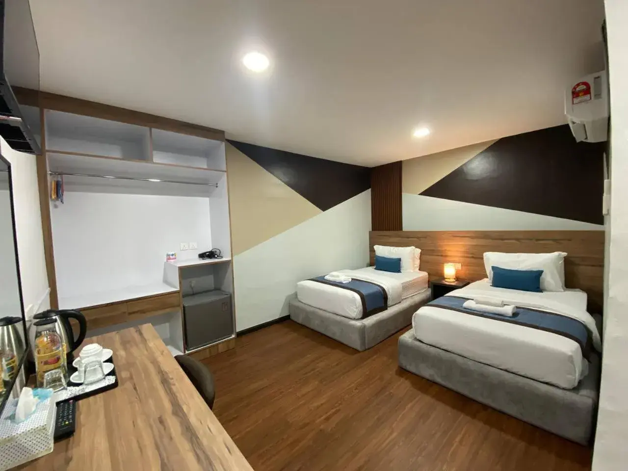 Superior Twin Room in Assalam Hotel Superior Twin Room in Assalam Hotel