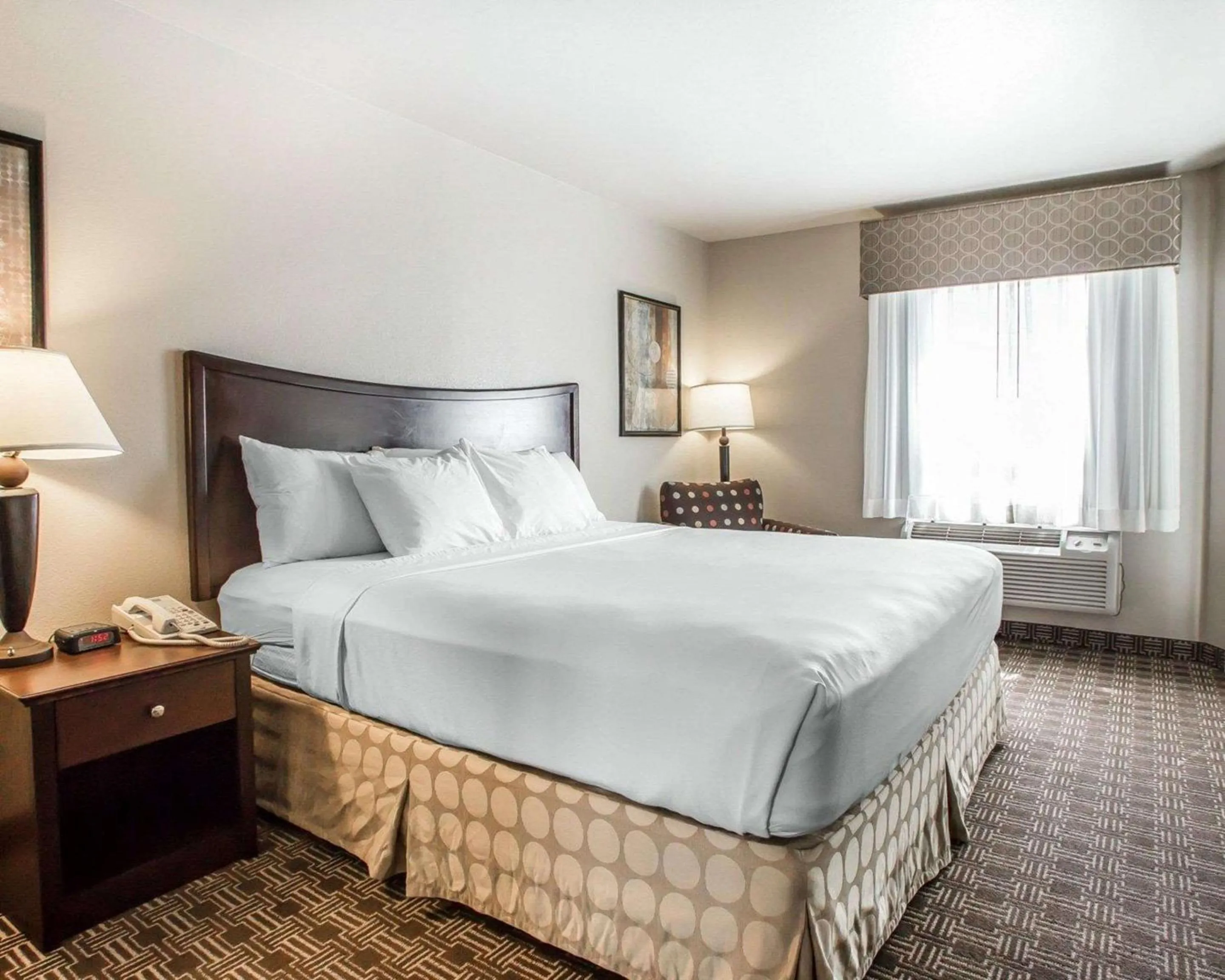 Bedroom, Bed in MainStay Suites St Robert - Fort Leonard Wood