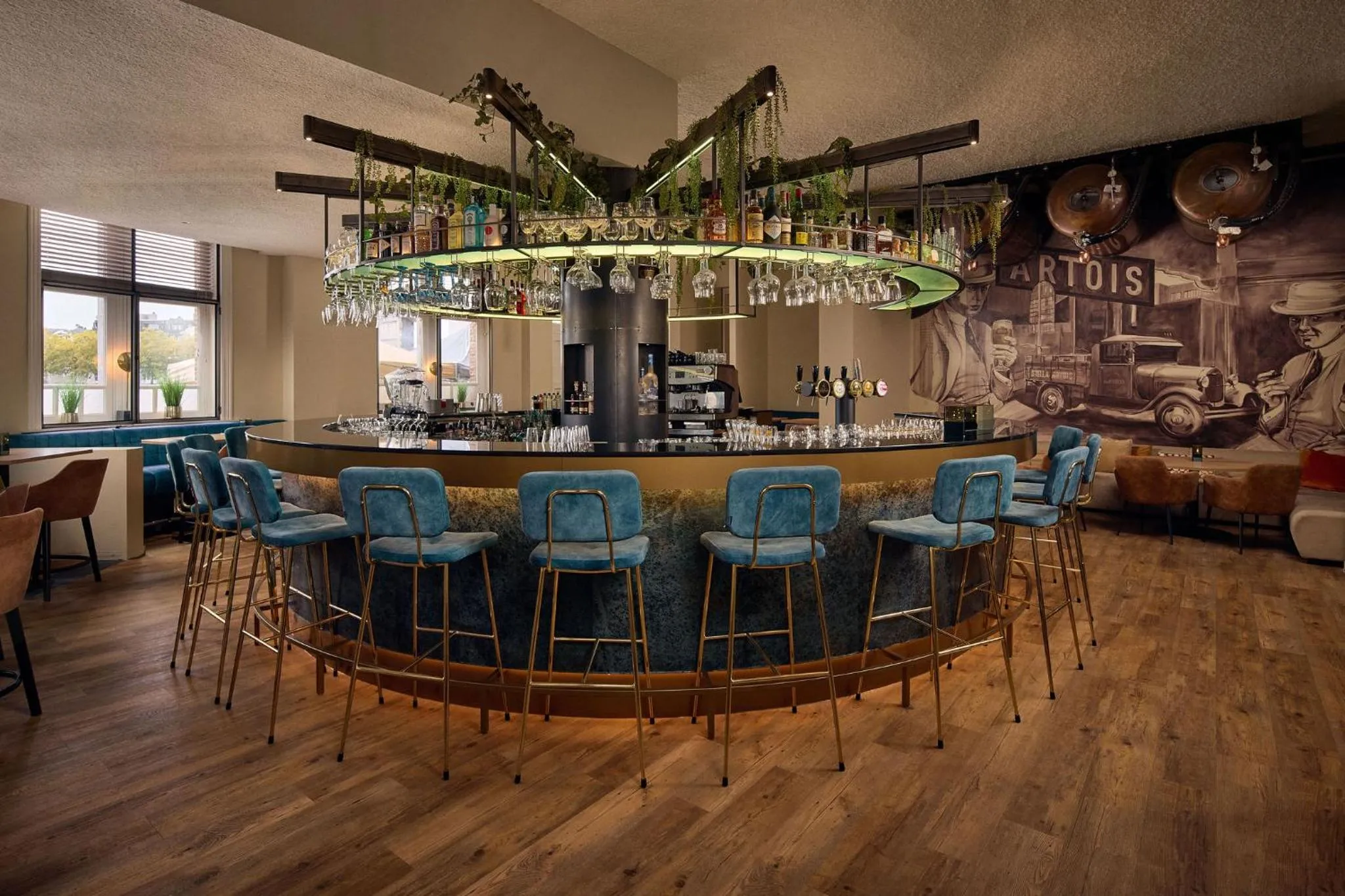Lounge or bar in Van der Valk Hotel Mechelen