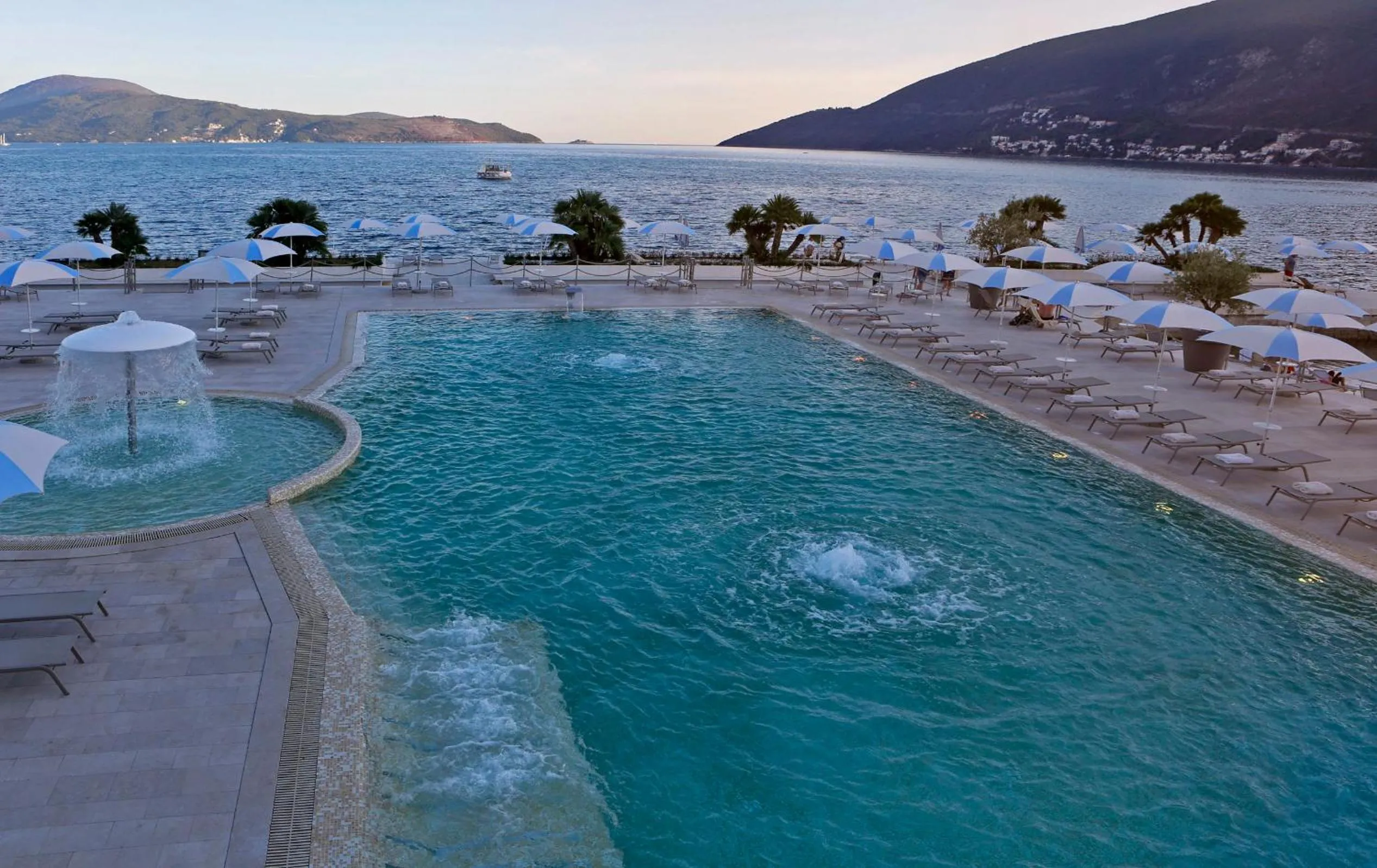 Swimming pool in Palmon Bay Hotel & Spa