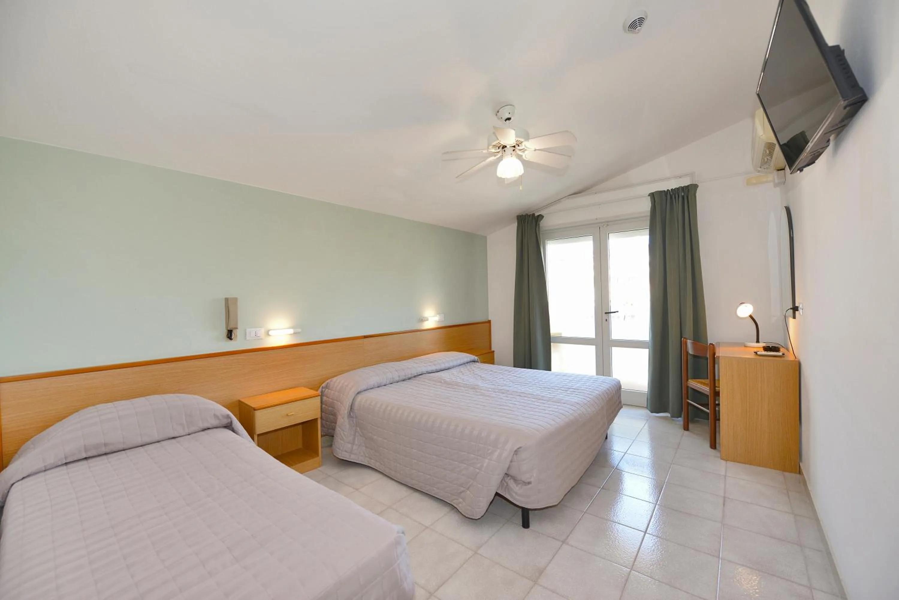 Photo of the whole room, Bed in Hotel Itta