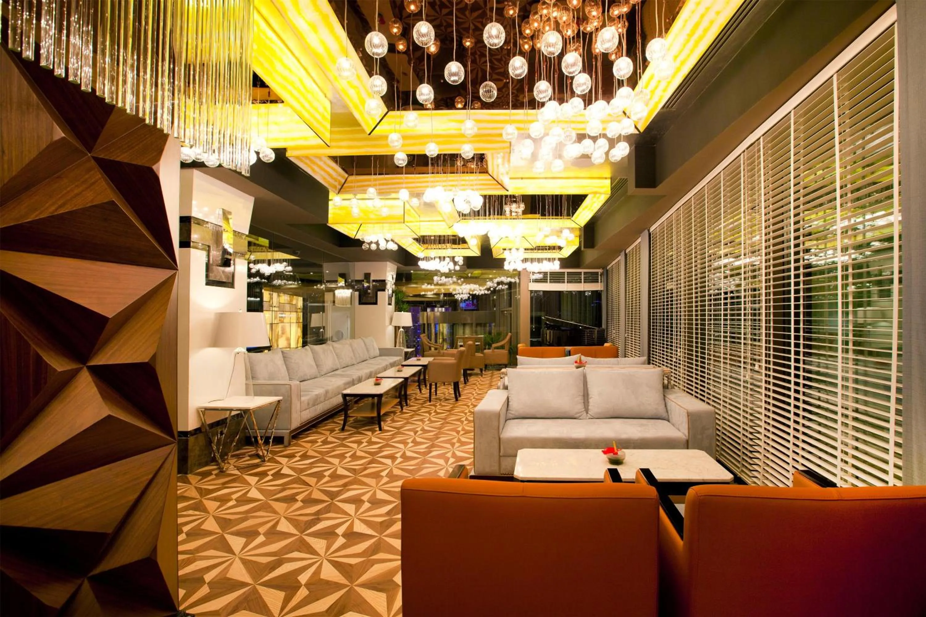 Lounge or bar in Radisson Blu Hotel Istanbul Pera