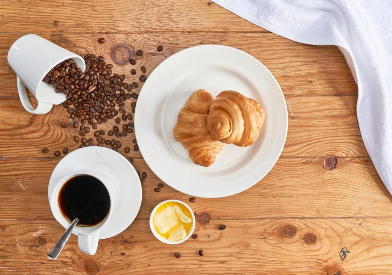 Food and drinks in E Hotel