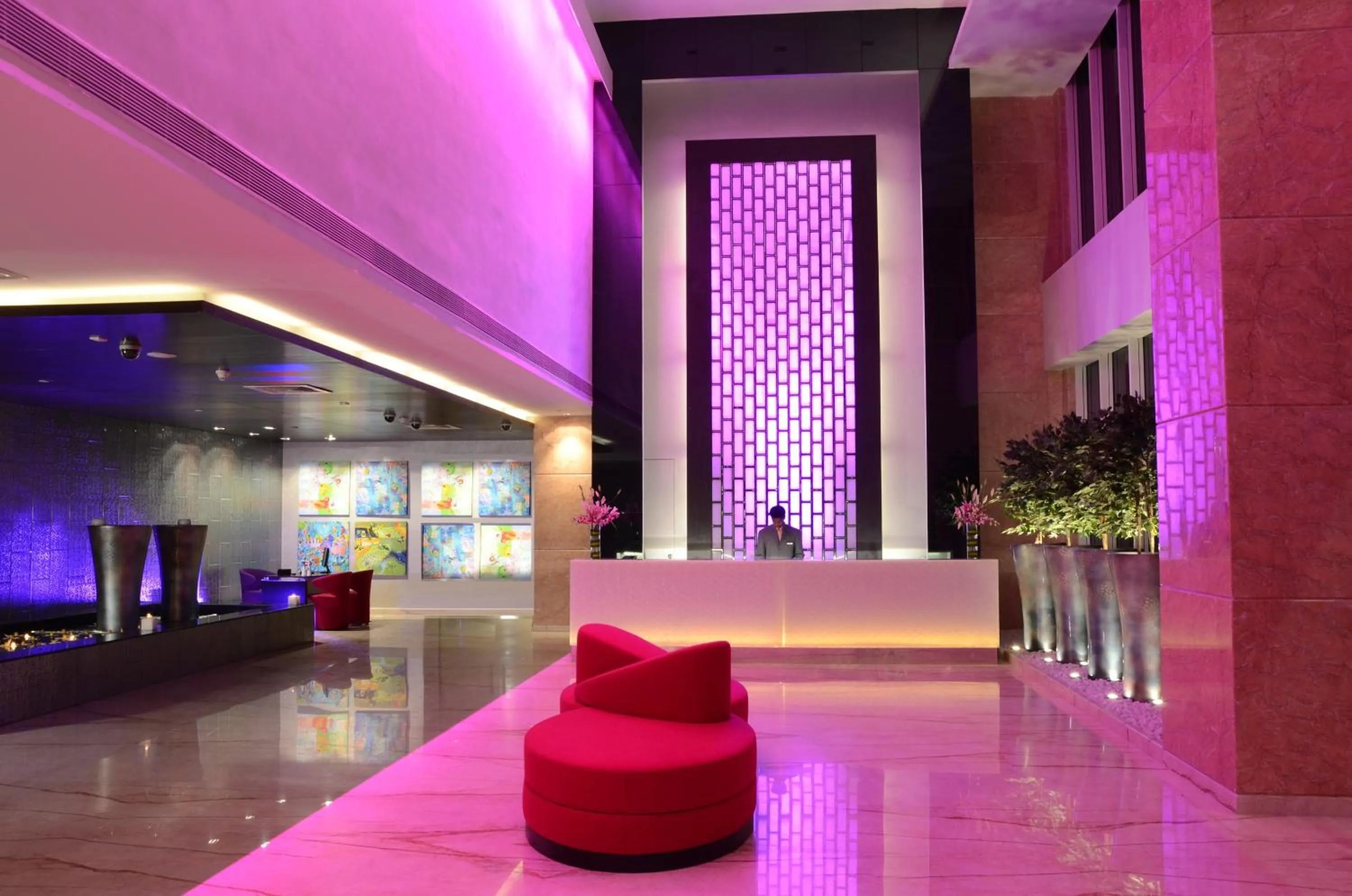 Lobby or reception in E Hotel