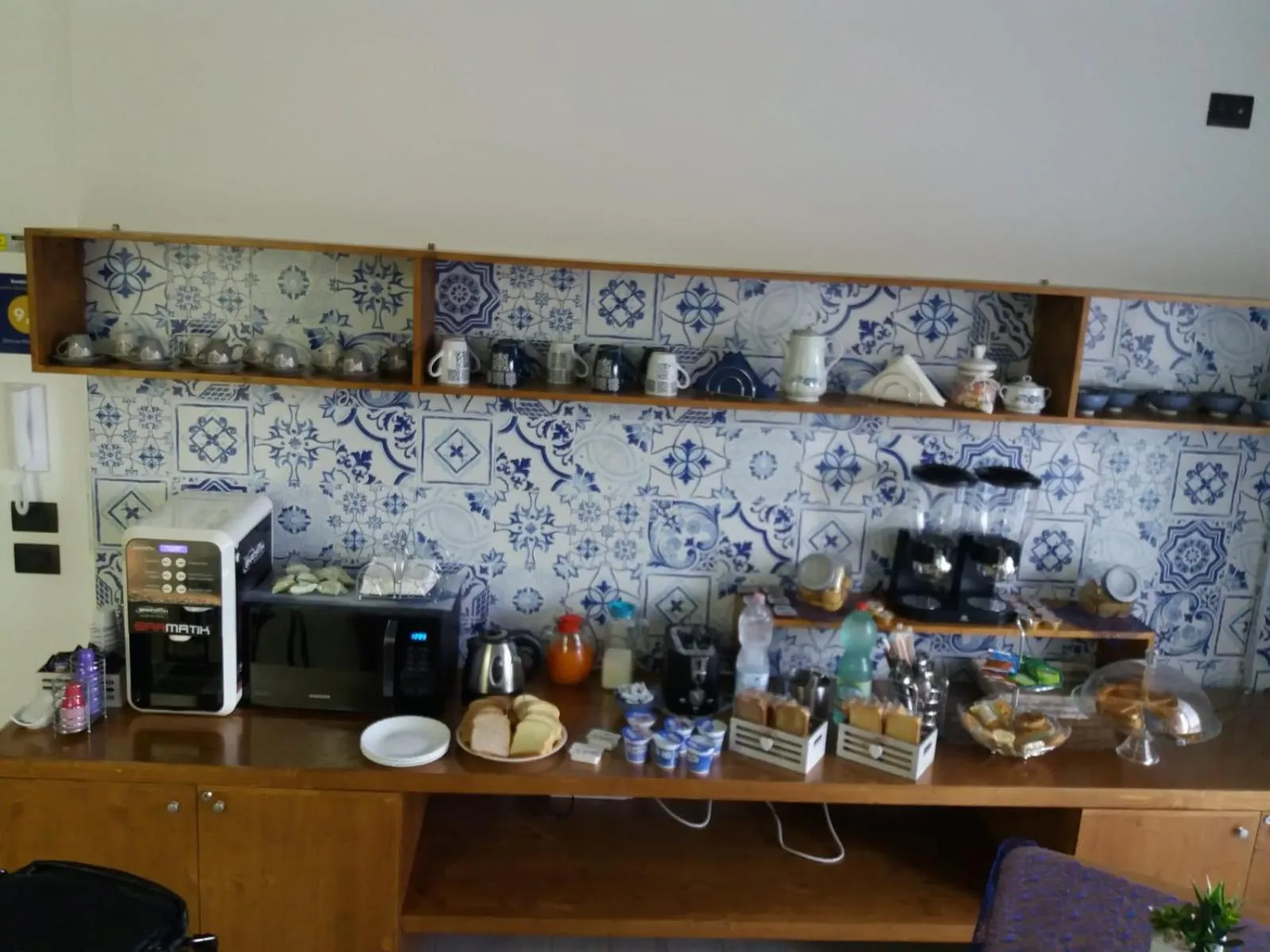 Coffee/tea facilities in Domus Michaeli B&B Pompei