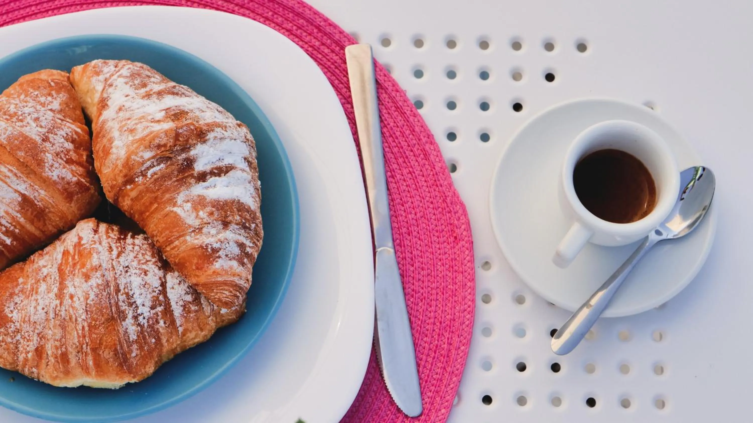 Food and drinks in Antico Borgo dei Templi