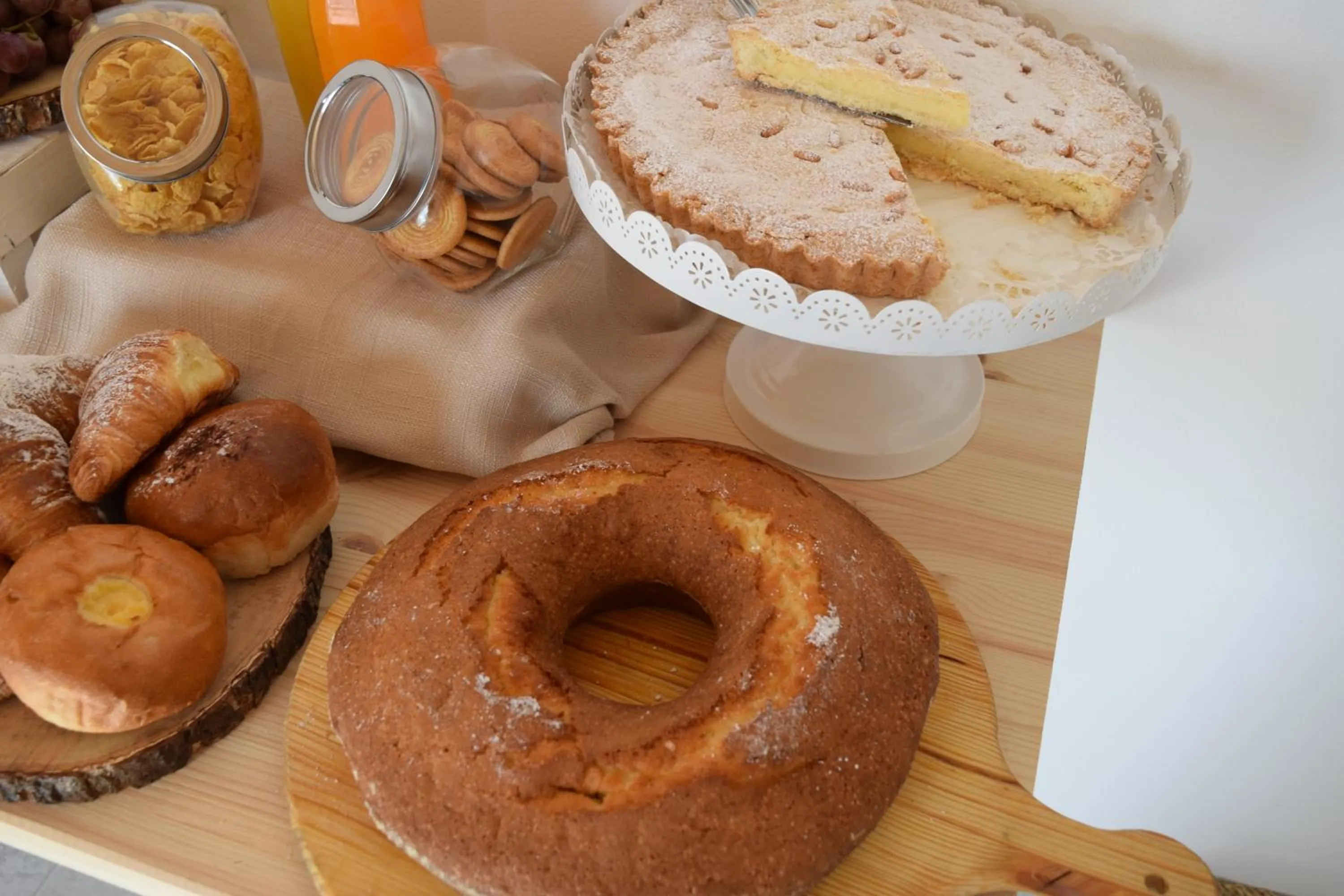 Food and drinks in Antico Borgo dei Templi