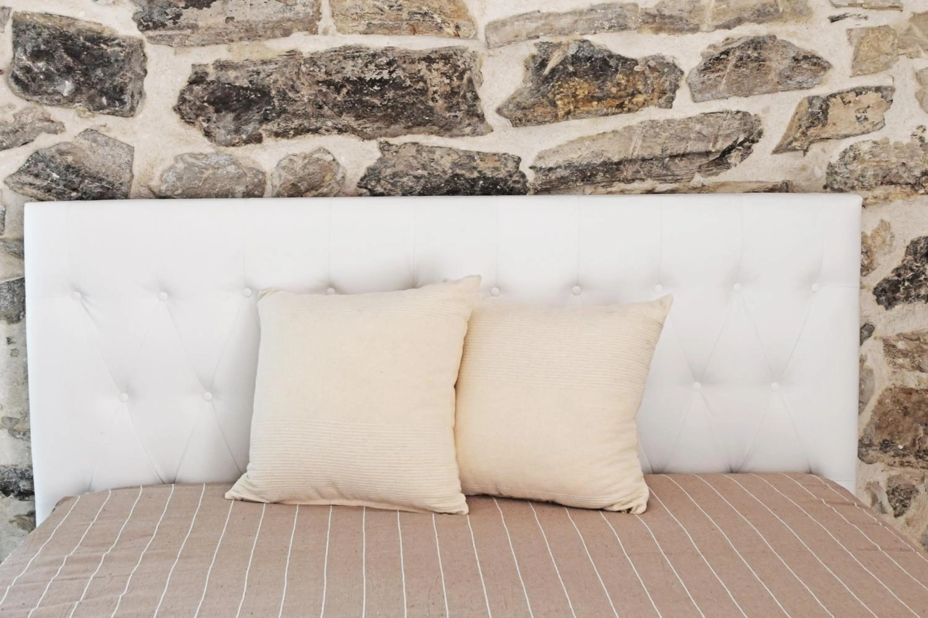 Decorative detail, Bed in Antico Borgo dei Templi