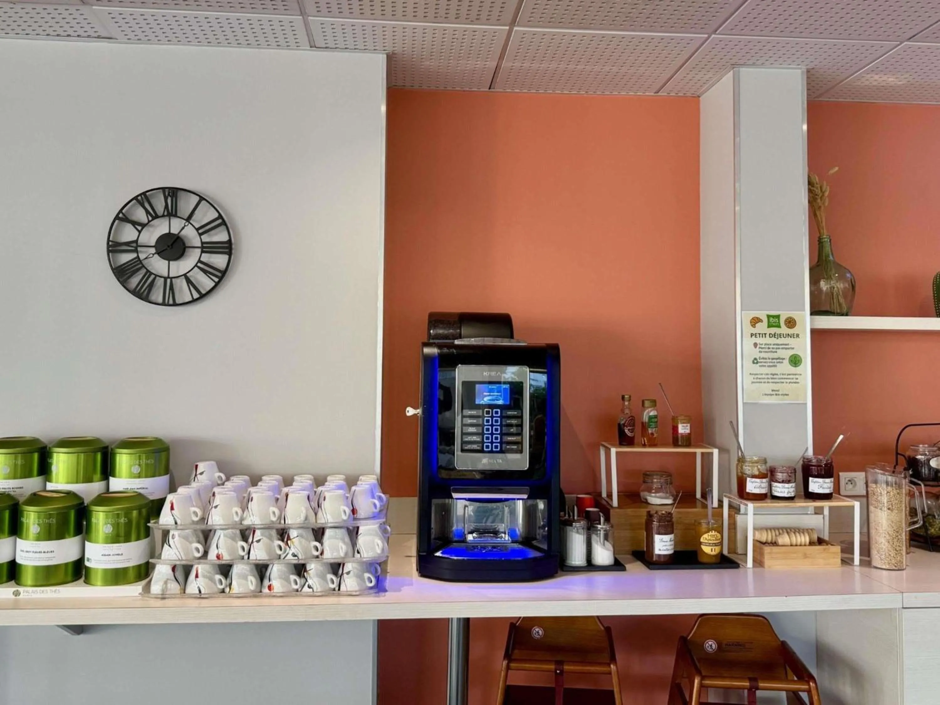 Breakfast in ibis Styles Marseille Aéroport