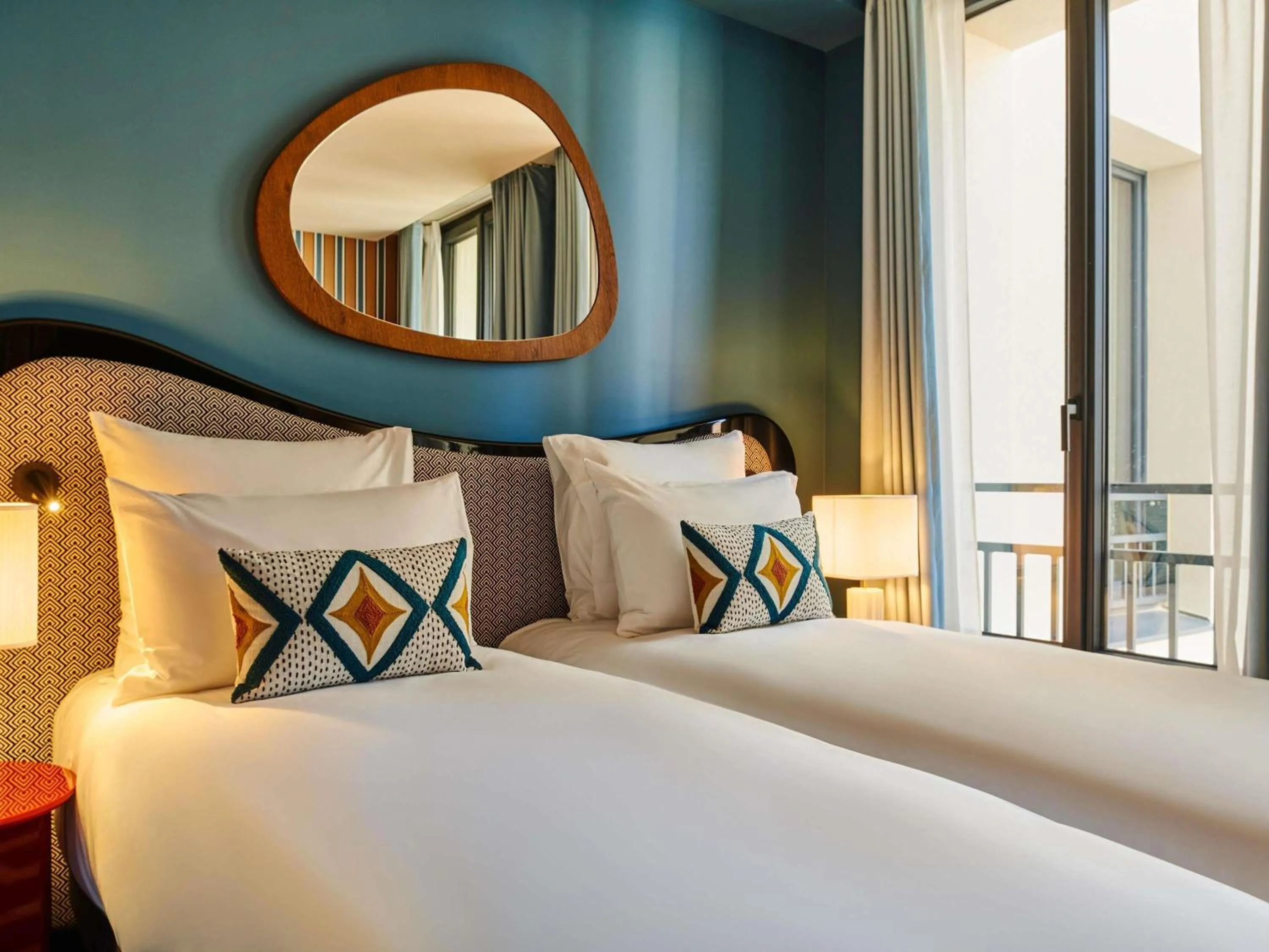 Bedroom, Bed in Mercure Paris Butte Montmartre Basilique